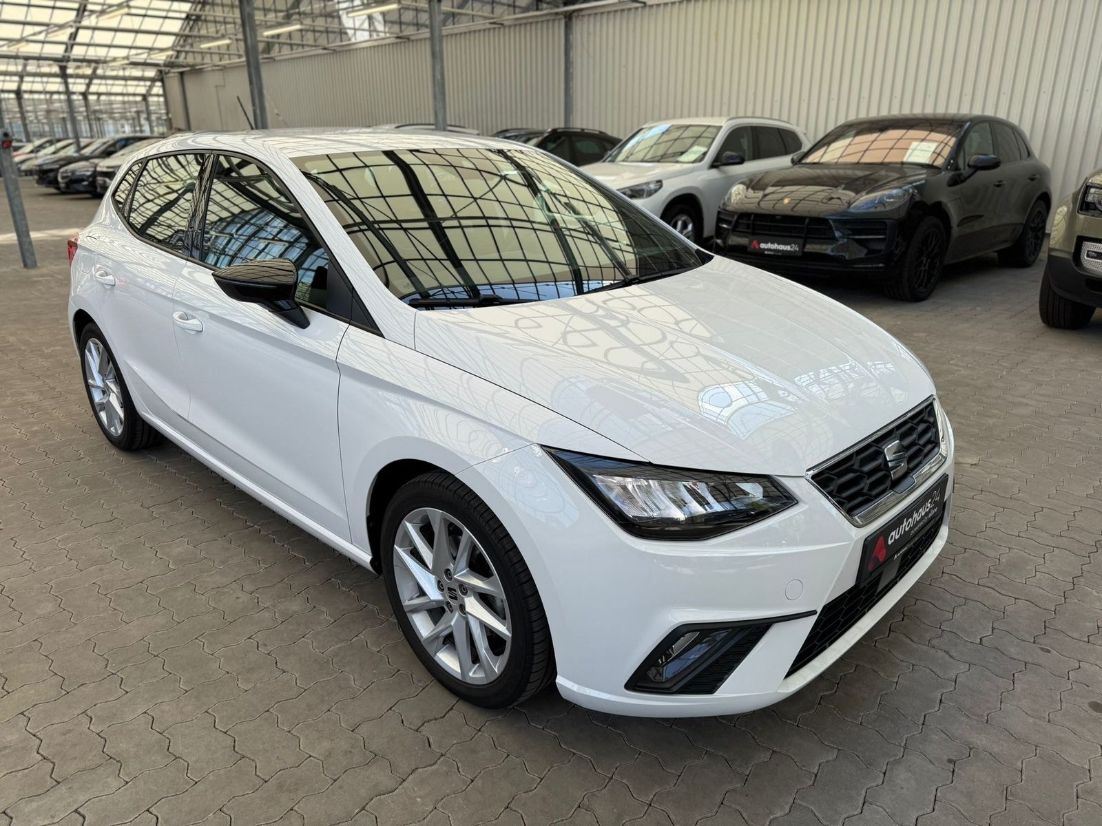 SEAT Ibiza Limousine SEAT Ibiza 1.5 TSI 110kW FR DSG Schräghecklimousine #1