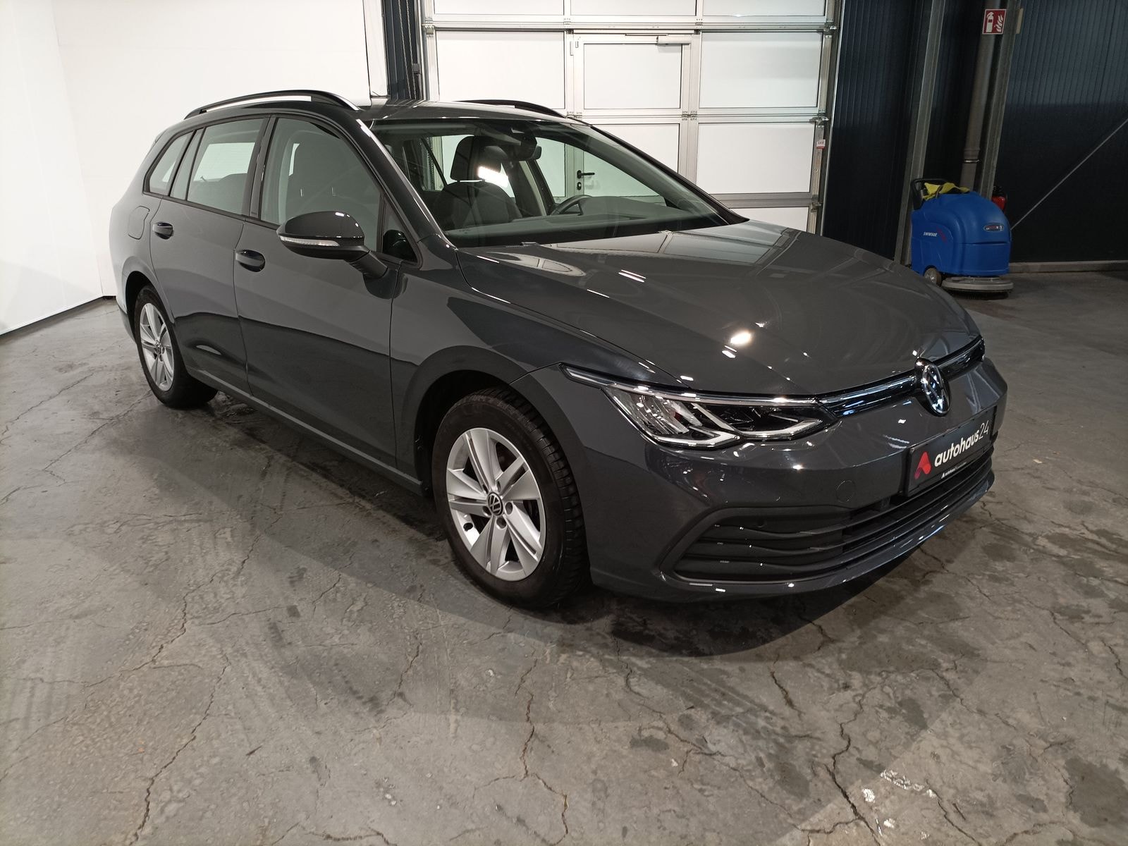 Volkswagen Golf Kombi VOLKSWAGEN Golf 2.0 TDI SCR DSG Life Variant Kombi #1