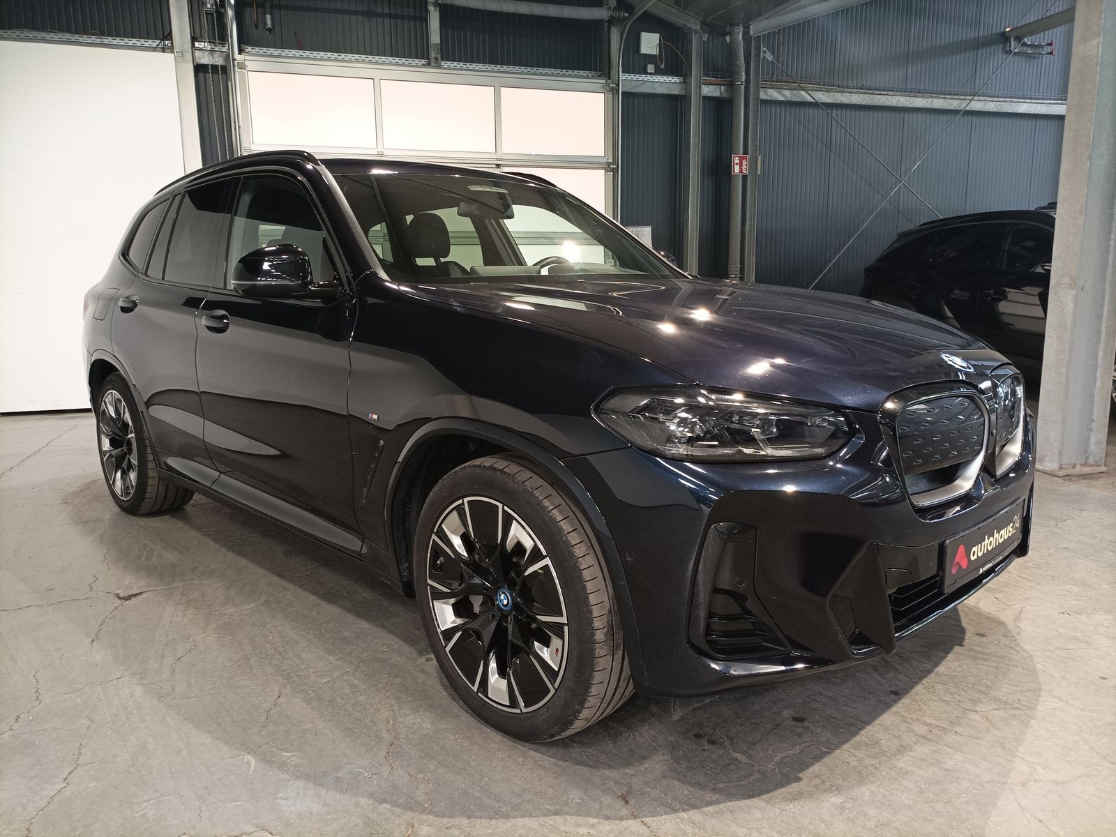 BMW iX3 SUV / Crossover / Geländewagen BMW ix3 80KWH IMPRESSIVE Auto Sports Utility Vehicle #1
