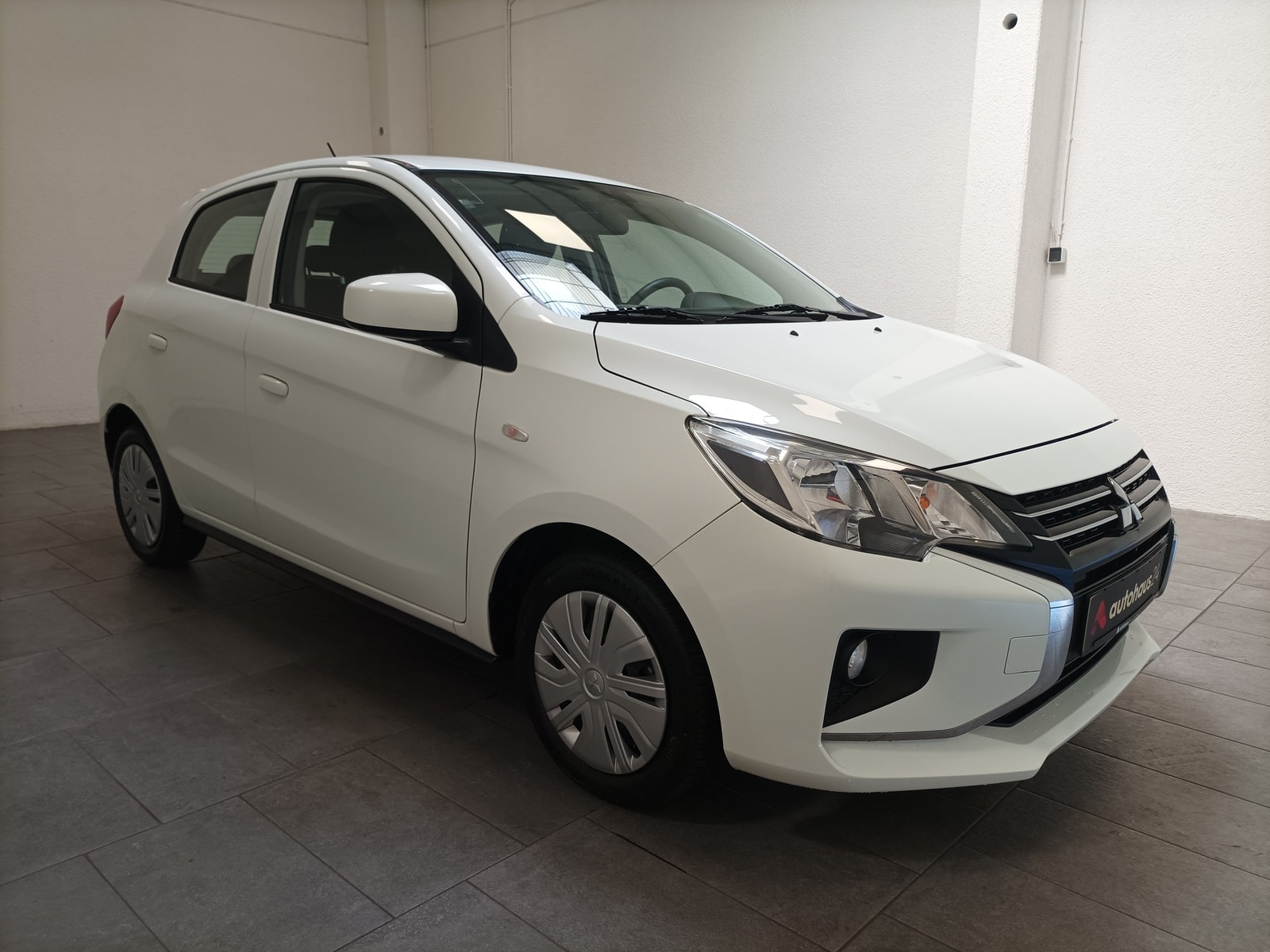 Mitsubishi Space Star Limousine MITSUBISHI Space Star 1.2 MIVEC Select Schräghecklimousine #1