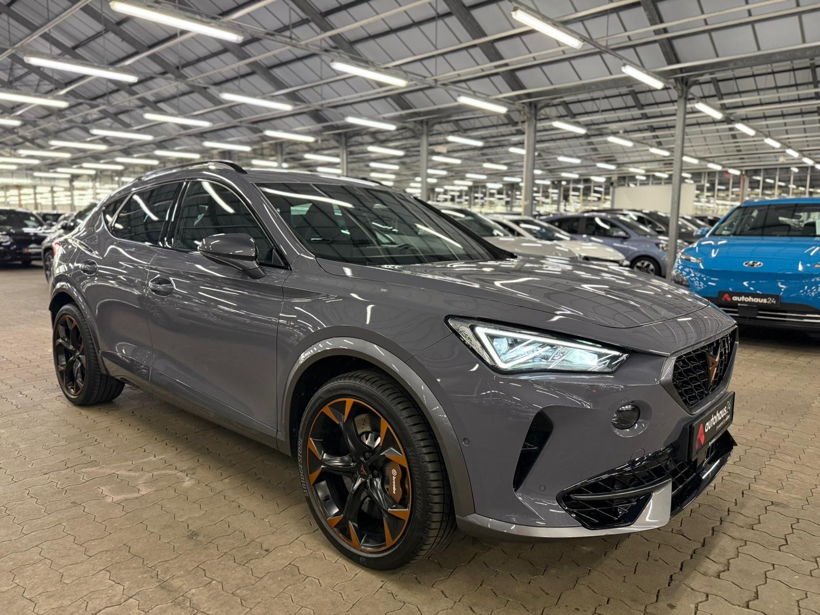 CUPRA Formentor SUV / Crossover / Geländewagen CUPRA Formentor 2.0 TSI 228kW VZ 4Drive DSG Sports Utility Vehicle #1