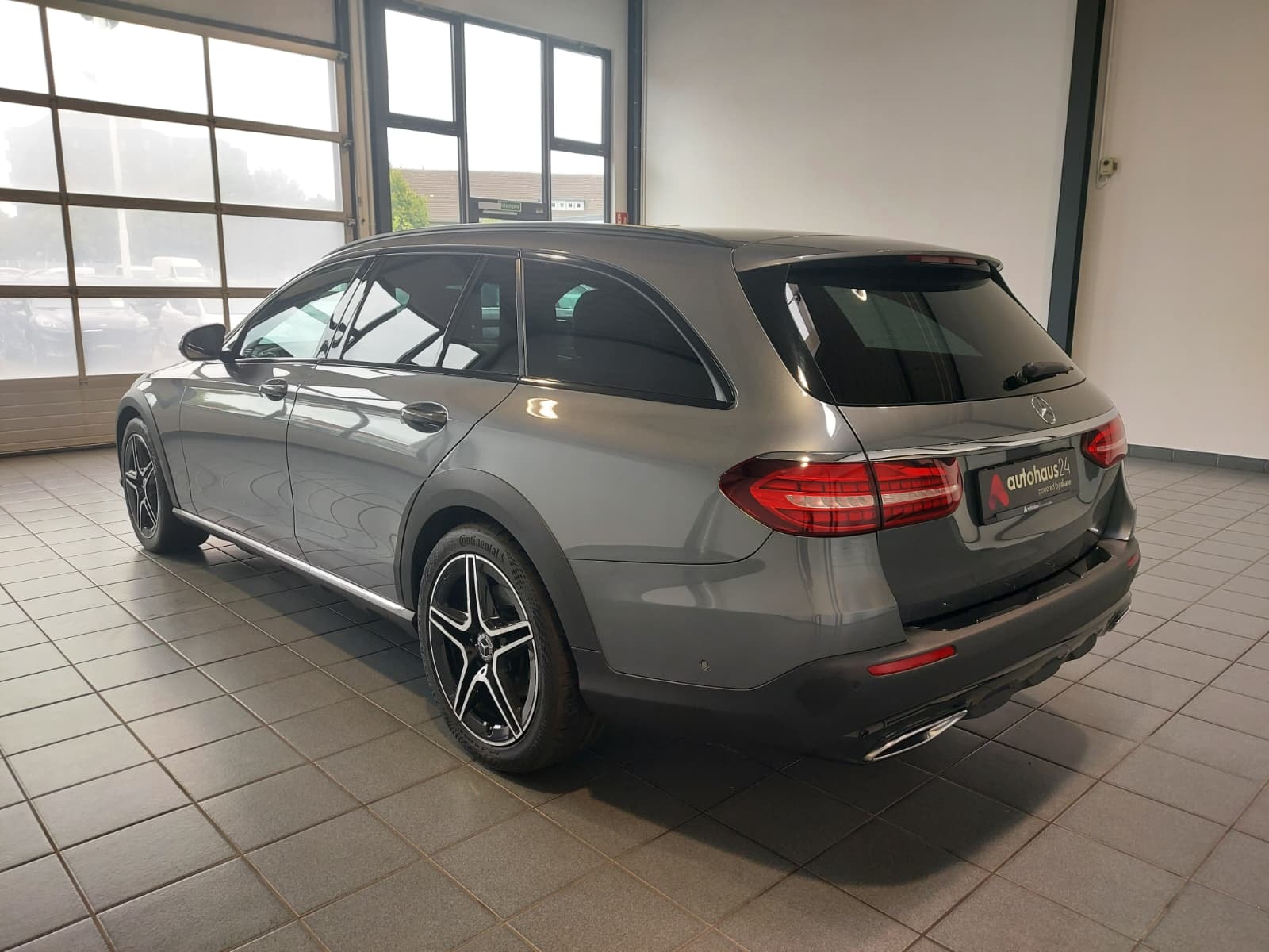 Mercedes Benz E-Klasse Kombi E 400 T d  All-Terrain Avantgarde 4Matic (EURO 6d) #4