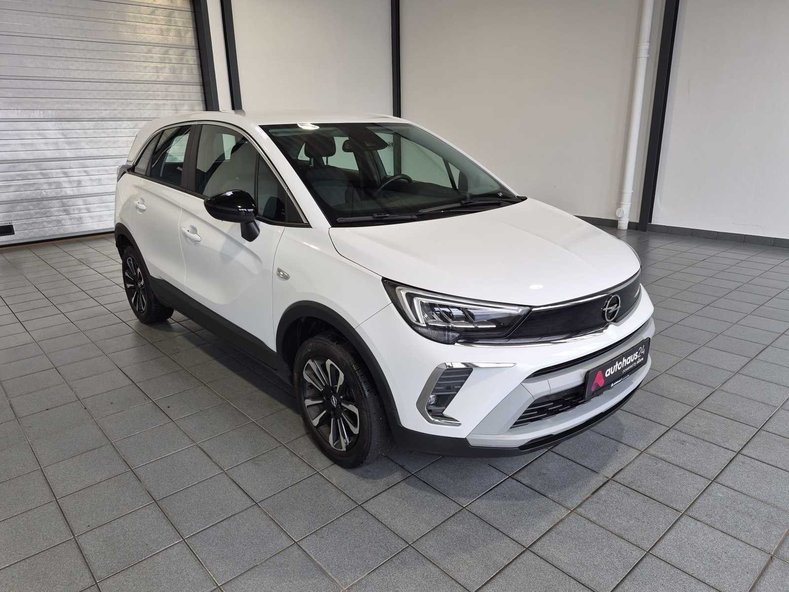 Opel Crossland X SUV / Crossover / Geländewagen OPEL Crossland 1.2 DI Turbo 96kW Business Elegance Crossover #1