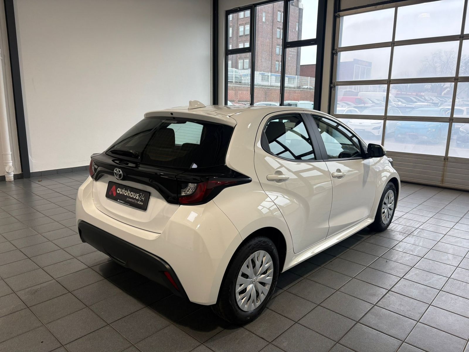 Toyota Yaris Limousine Yaris 1.0 Dual-VVTi Comfort (EURO 6d) #5