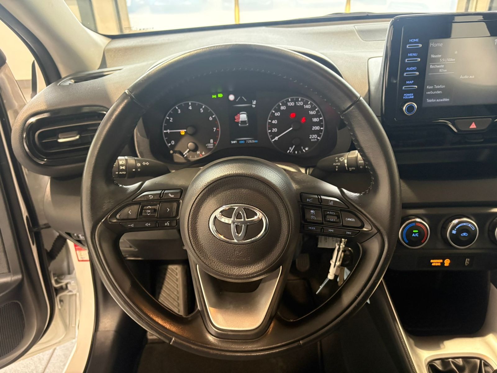 Toyota Yaris Limousine Yaris 1.0 Dual-VVTi Comfort (EURO 6d) #10