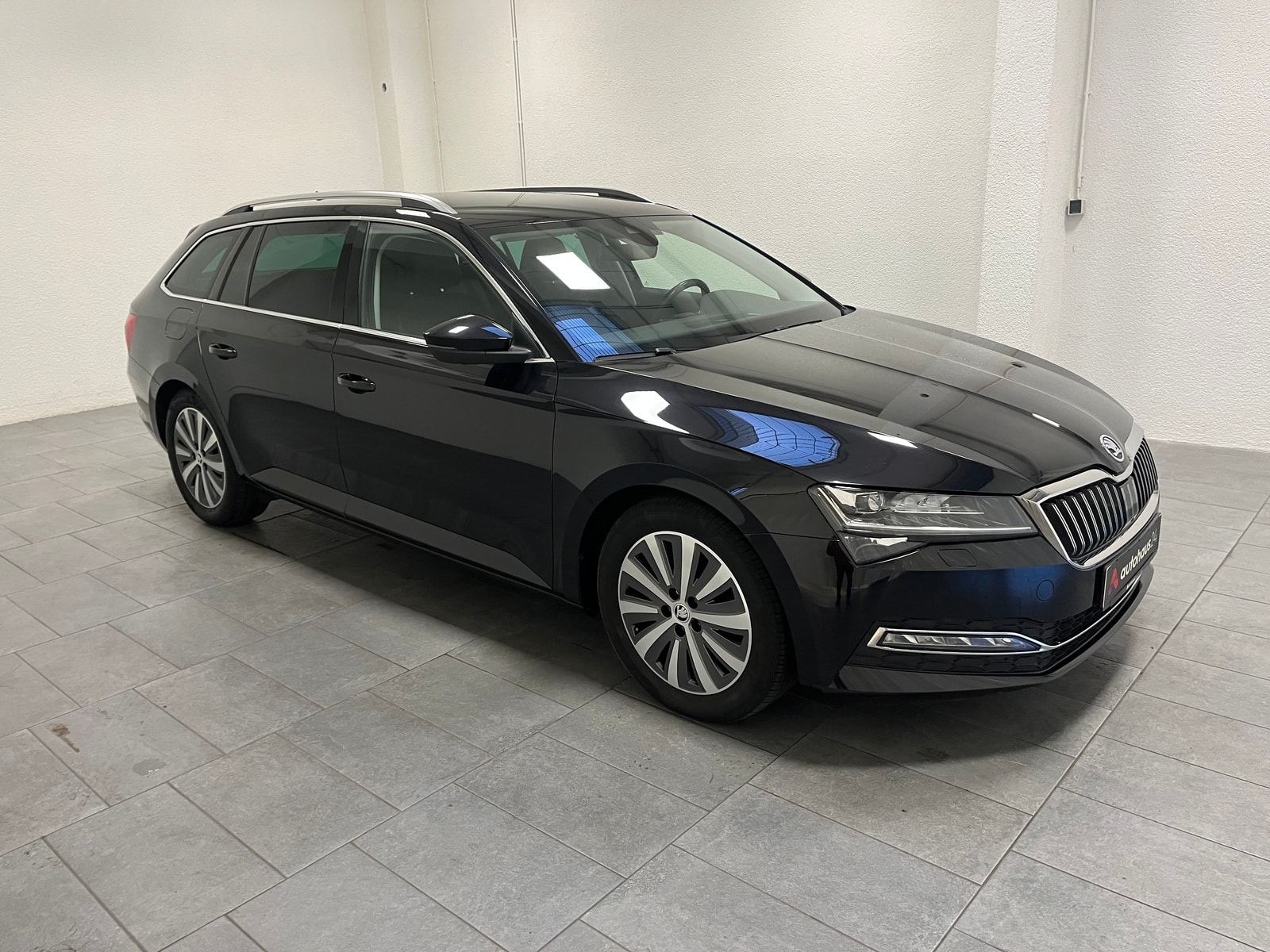 ŠKODA Superb Kombi SKODA Superb 2.0 TDI SCR 147kW DSG PREMIUM EDIT COMBI Kombi #1