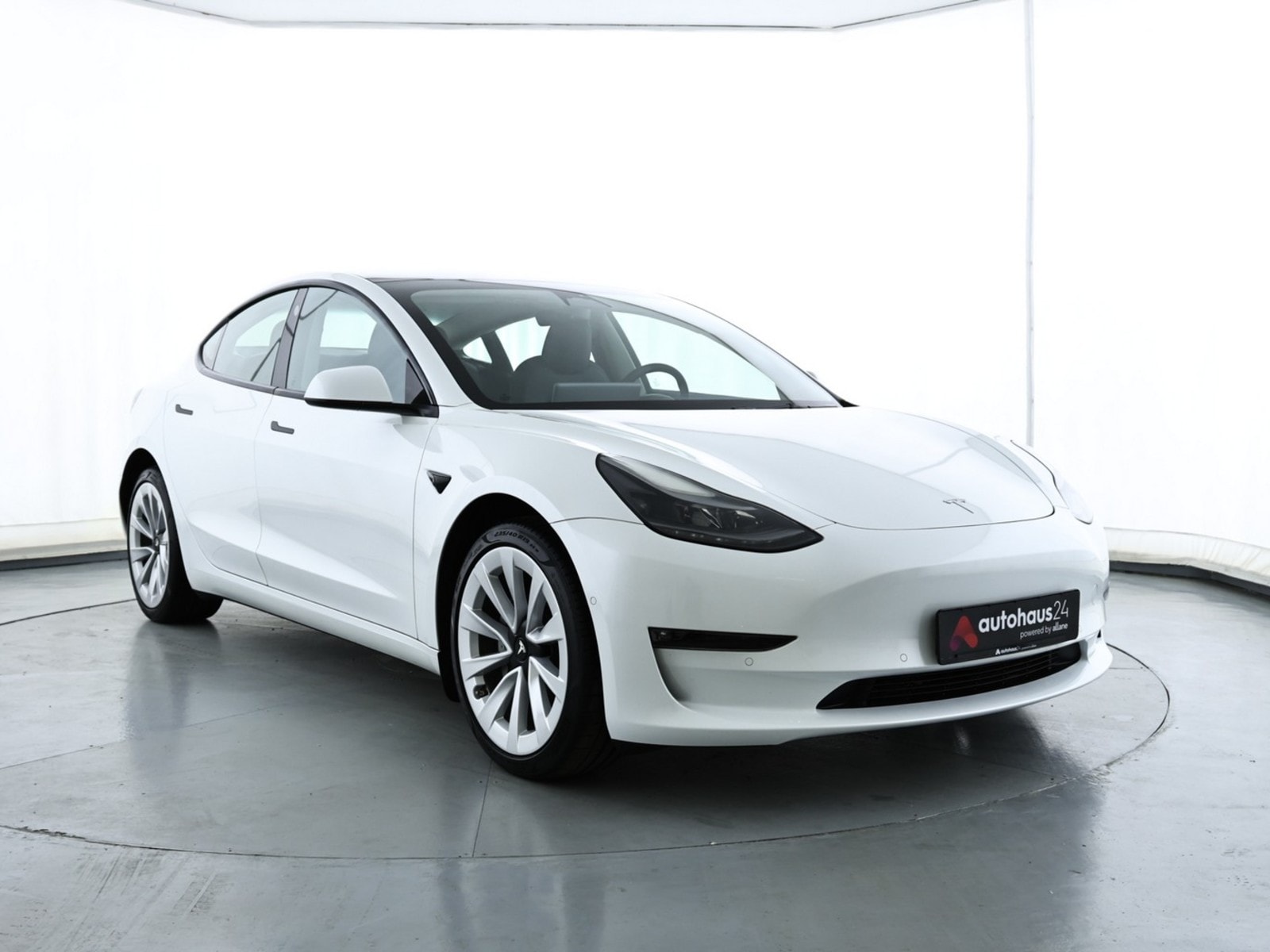 TESLA Model 3 Limousine TESLA Model 3 Allradantrieb mit Dualmotor Long Range Limousine #1