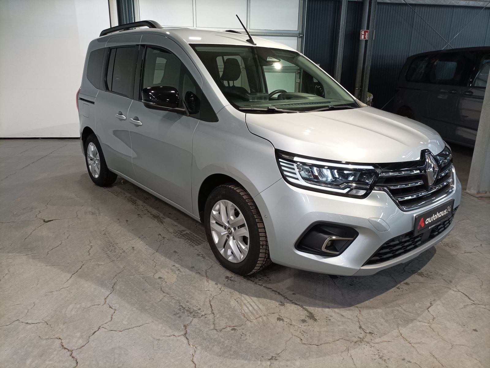 Renault Kangoo Kleinbus / Van RENAULT Kangoo BLUE dCi 95 Intens Kompaktvan #1