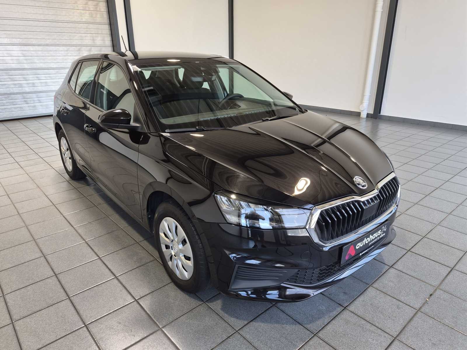 ŠKODA Fabia Limousine SKODA Fabia 1.0l MPI 48kW ACTIVE Schräghecklimousine #1
