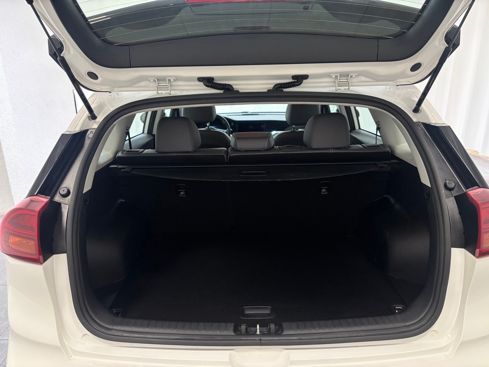 Kia Niro SUV e-Niro Vision  64 kWh #6
