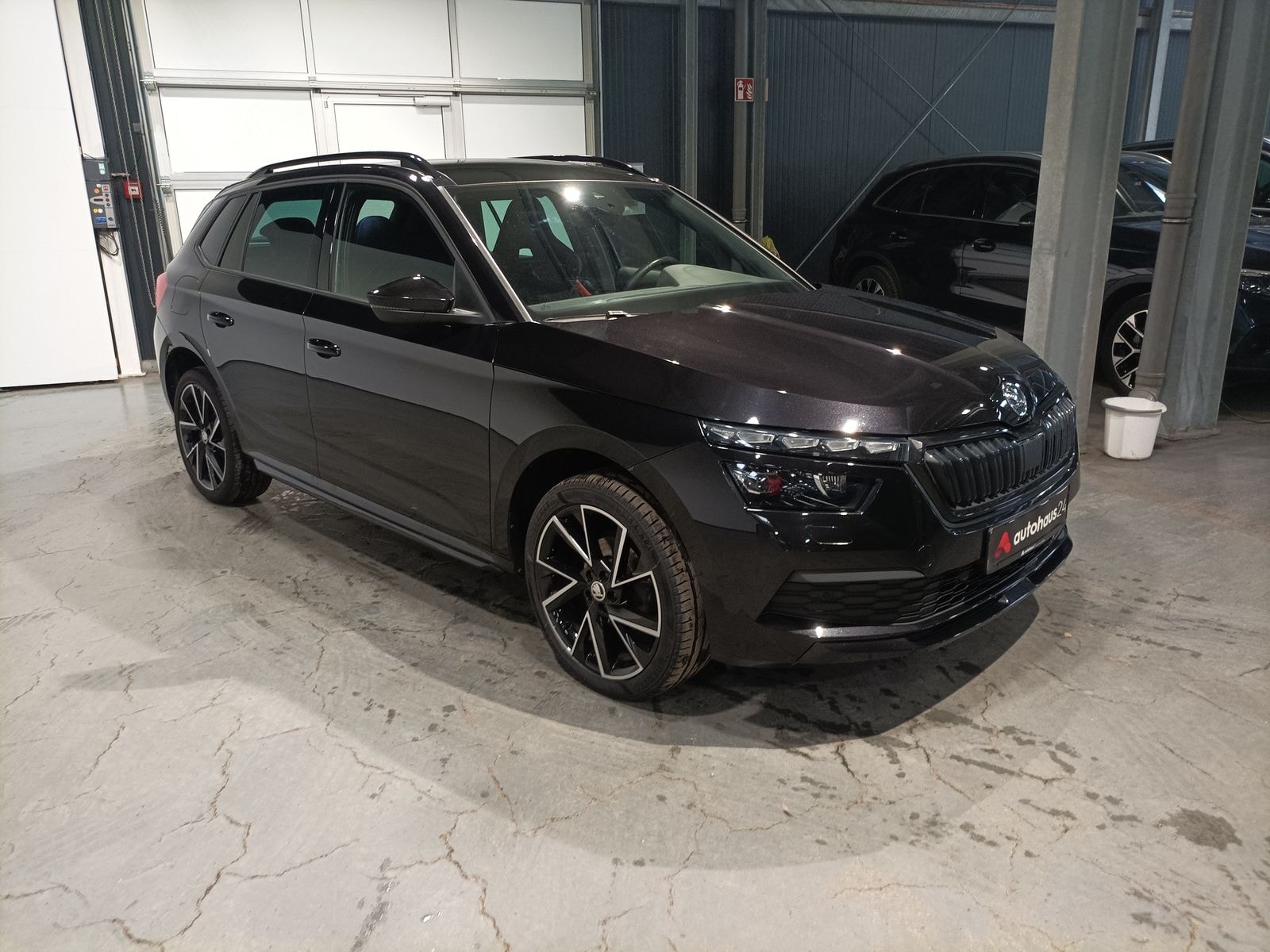 ŠKODA Kamiq SUV / Crossover / Geländewagen SKODA Kamiq 1.5 TSI ACT MONTE CARLO Sports Utility Vehicle #1