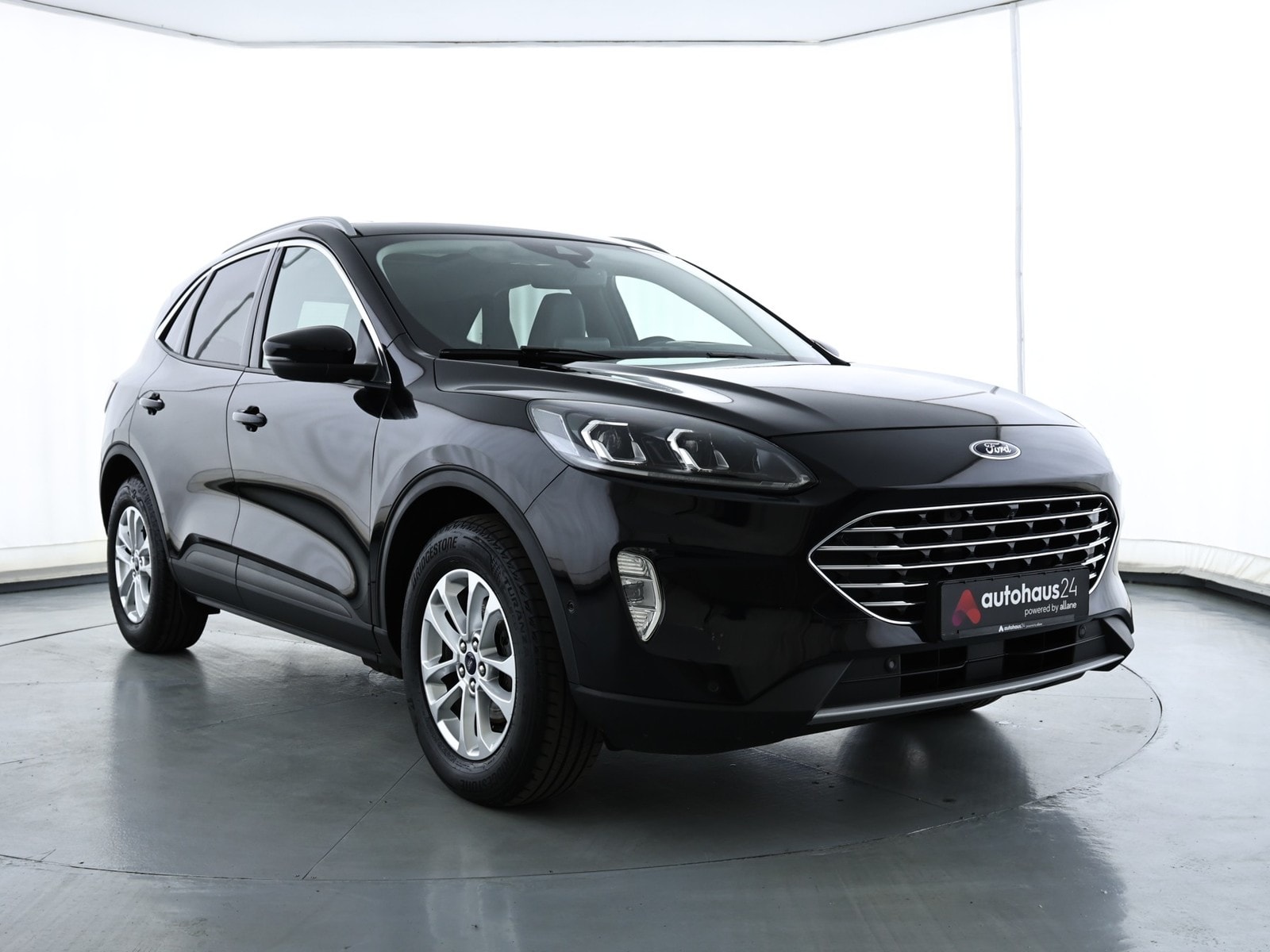 Ford Kuga SUV / Crossover / Geländewagen FORD Kuga 2.5 Duratec PHEV Titanium X CVT Sports Utility Vehicle #1