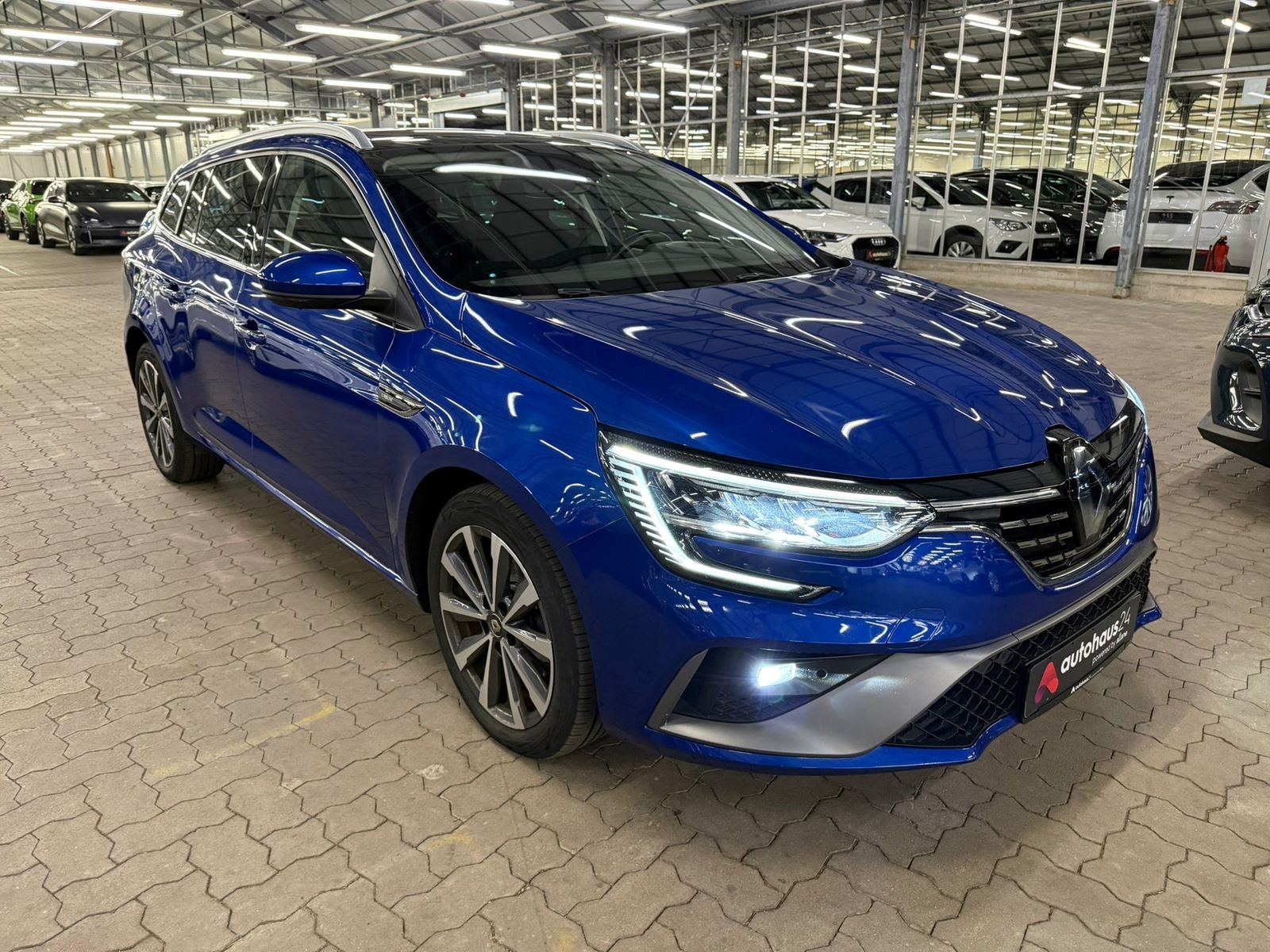 Renault Mégane Kombi RENAULT Mégane BLUE dCi 115 EDC R.S. Line Grandtour Kombi #1