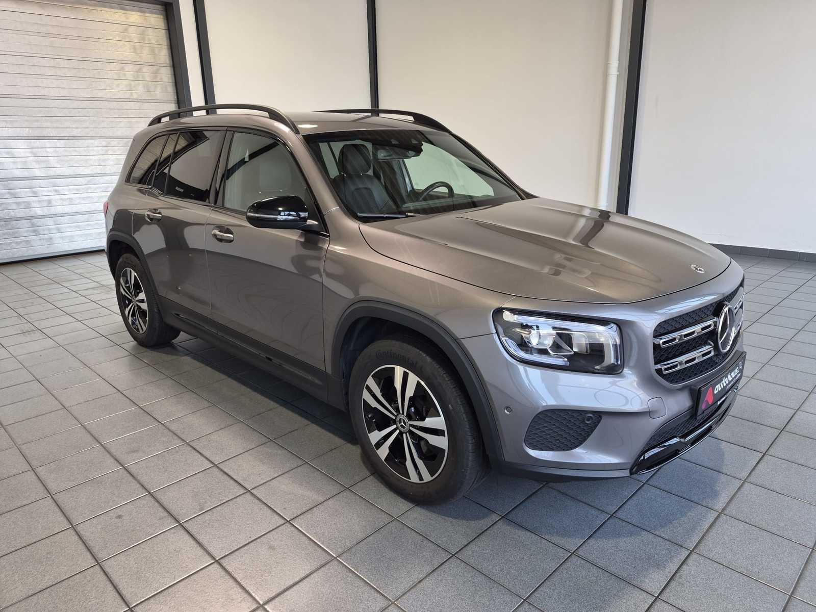 Mercedes-Benz GLB-Klasse SUV / Crossover / Geländewagen MERCEDES GLB GLB 200 d 4MATIC DCT Sports Utility Vehicle #1