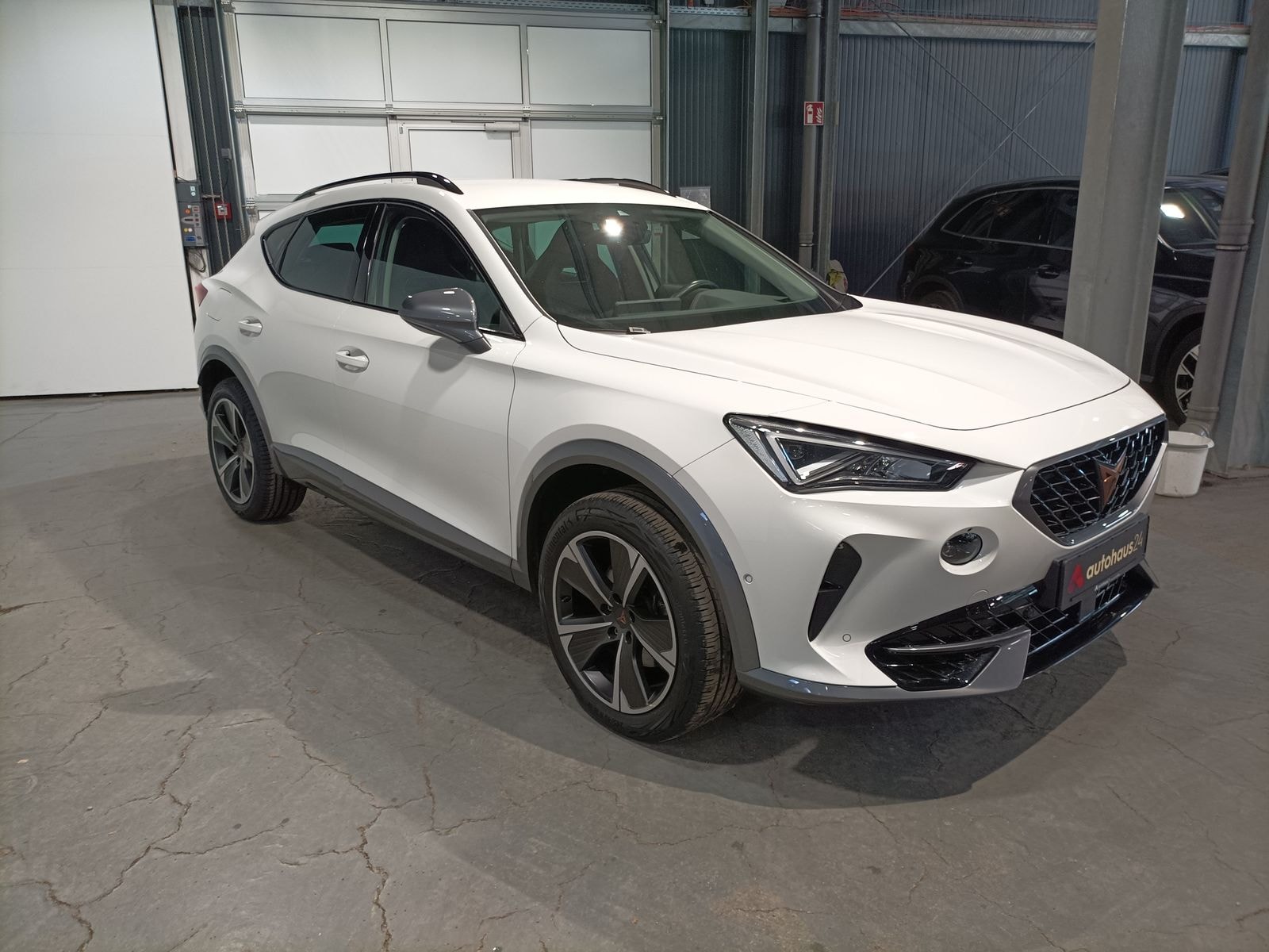 CUPRA Formentor SUV / Crossover / Geländewagen CUPRA Formentor 1.5 TSI 110kW DSG Sports Utility Vehicle #1