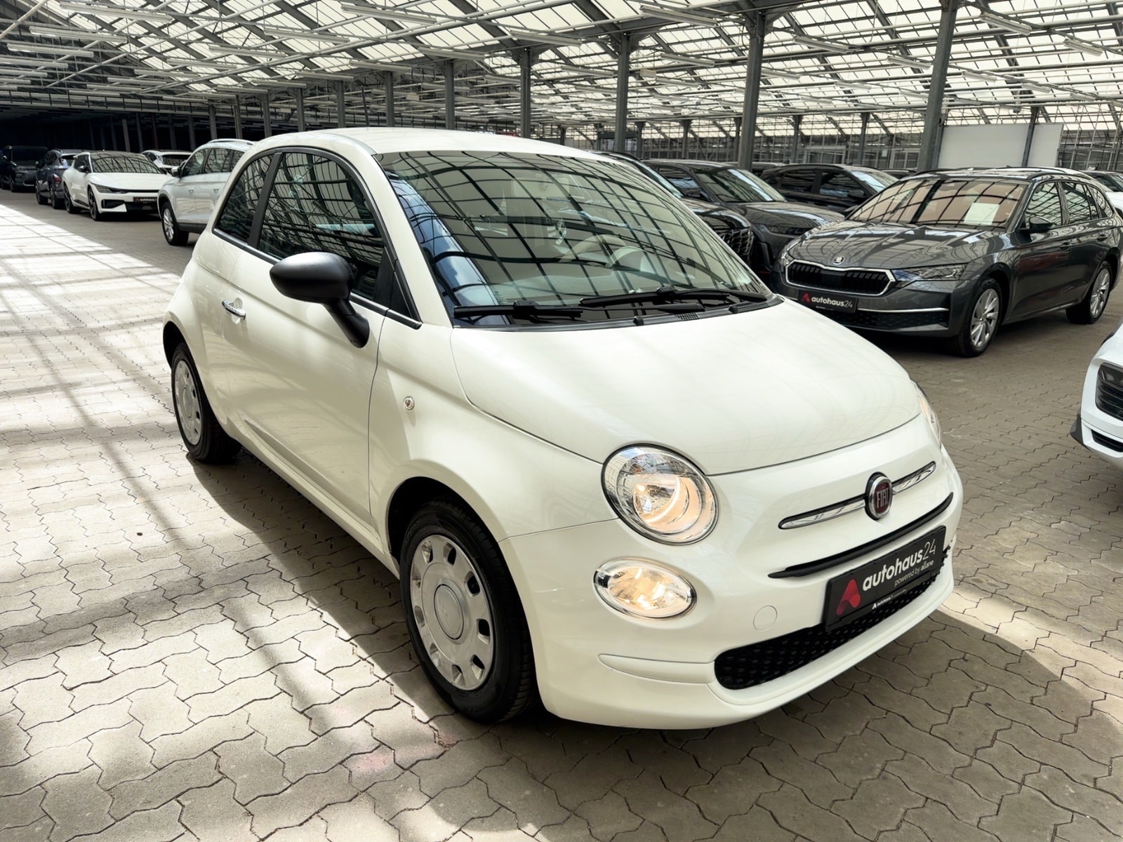 Fiat 500 Schräghecklimousine FIAT 500 1.0 GSE N3 Hybrid CULT Schräghecklimousine #1
