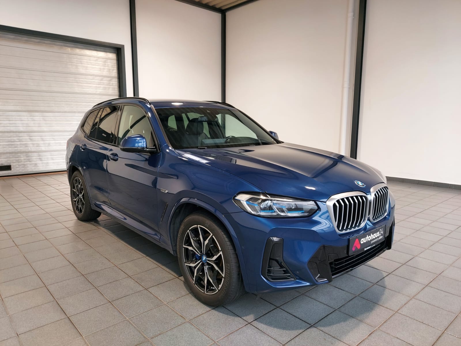 BMW X3 SUV / Crossover / Geländewagen BMW X3 xDrive30e AT Sports Utility Vehicle #1
