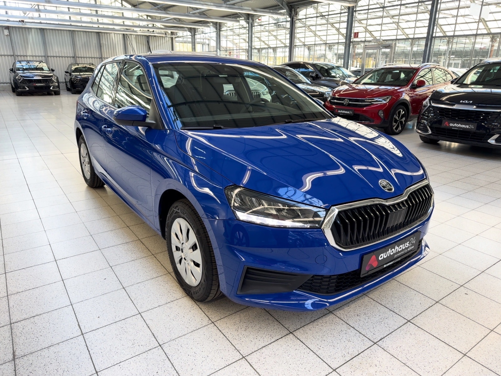 ŠKODA Fabia Limousine SKODA Fabia 1.0l MPI 59kW ACTIVE Schräghecklimousine #1