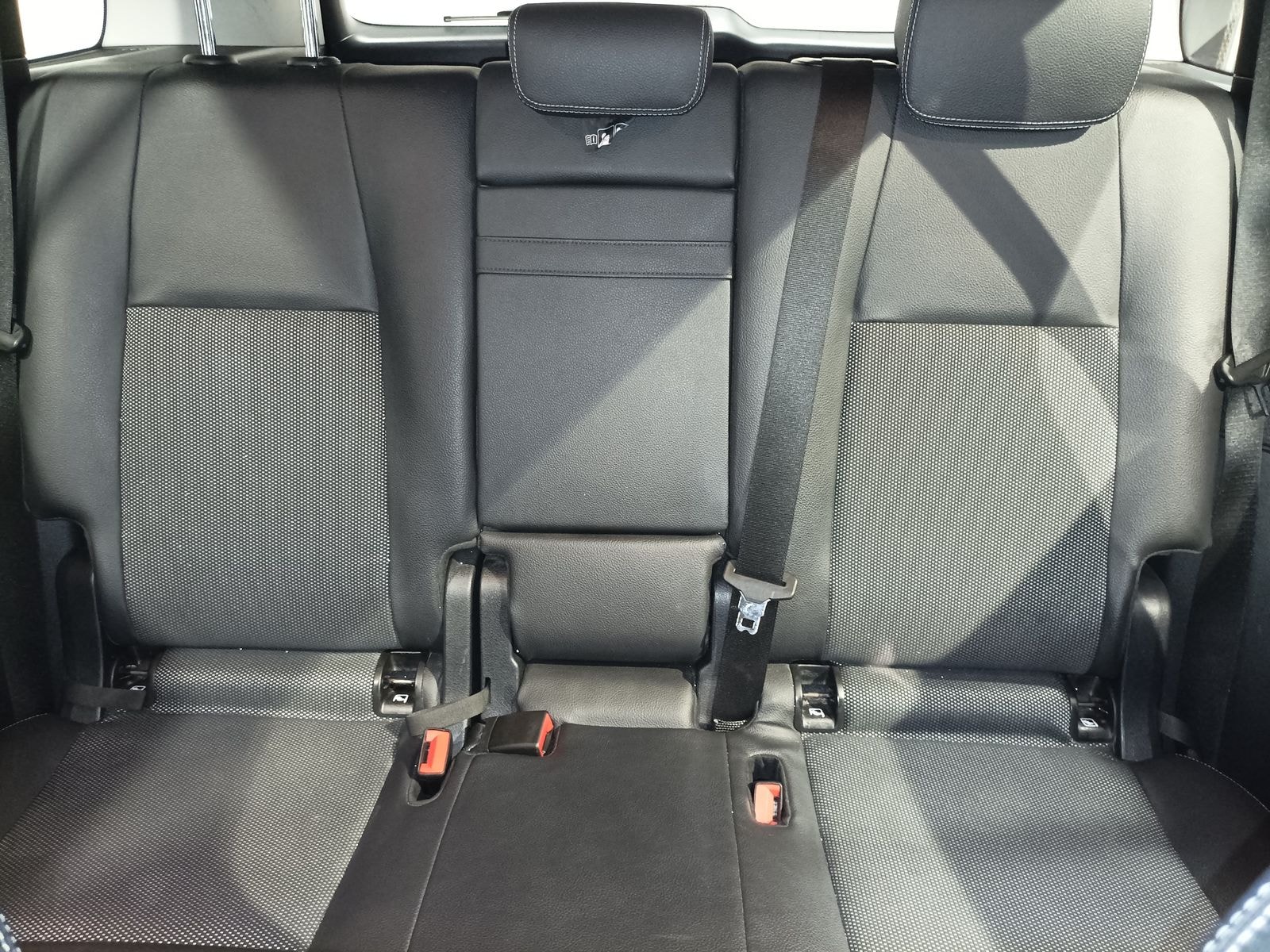 Mercedes Benz GLB-Klasse SUV GLB 180 #13
