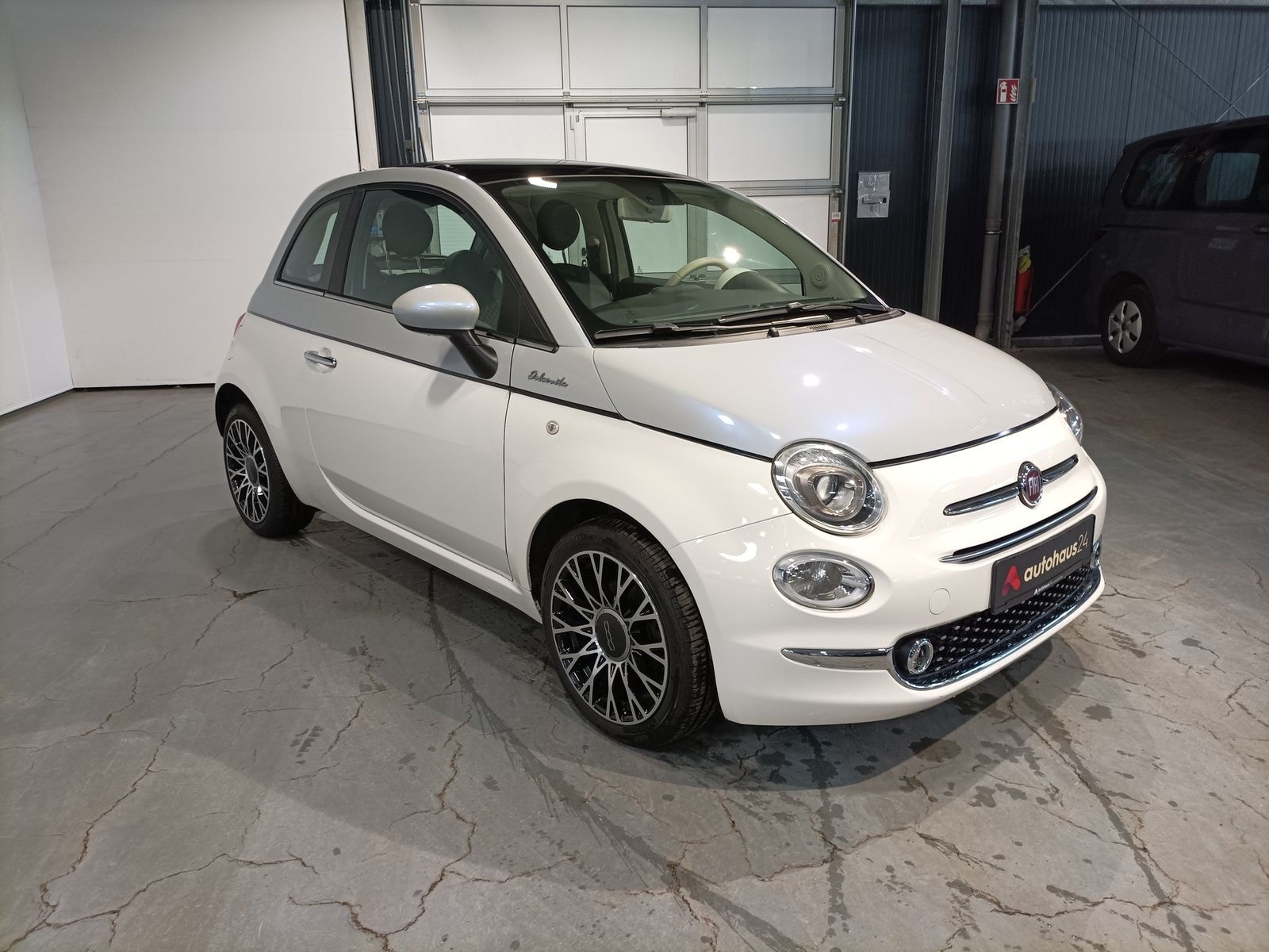 Fiat 500 Schräghecklimousine FIAT 500 1.0 GSE N3 Hybrid DOLCEVITA Schräghecklimousine #1