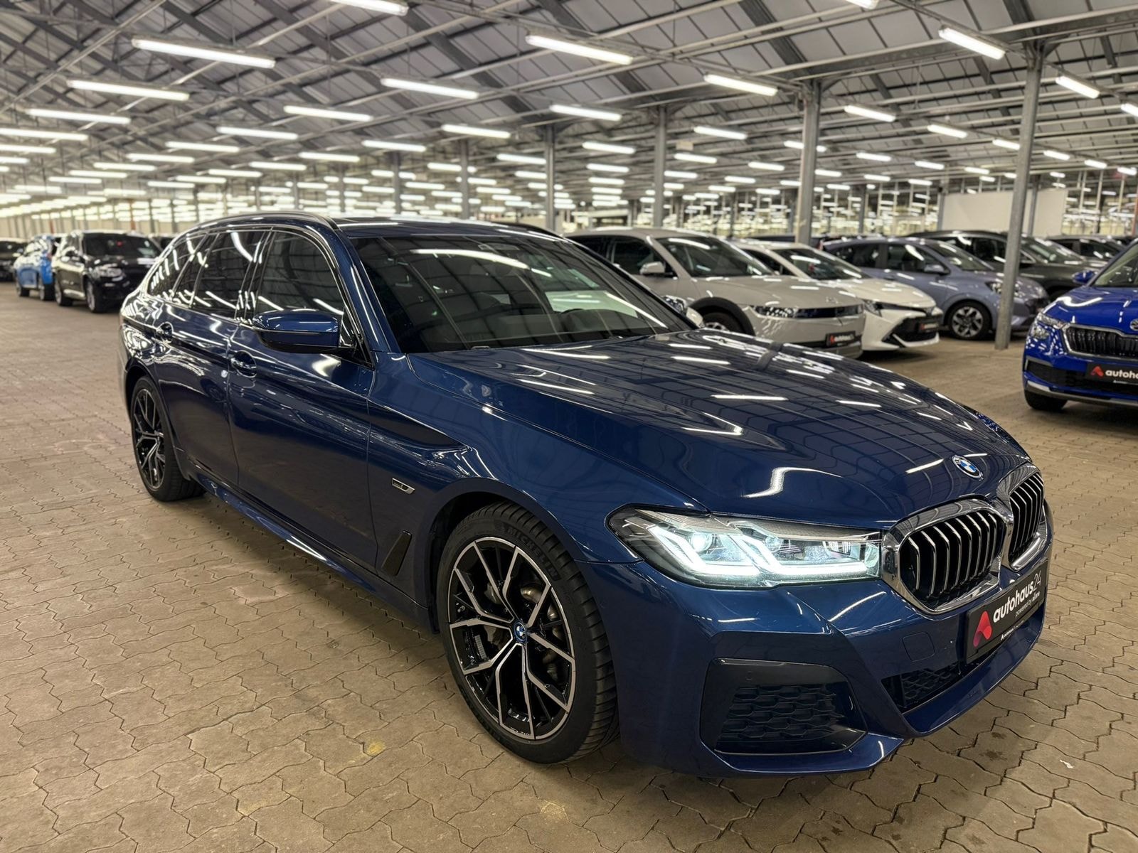 BMW 5er-Reihe Kombi BMW 5er-Reihe 530e Touring A Kombi #1