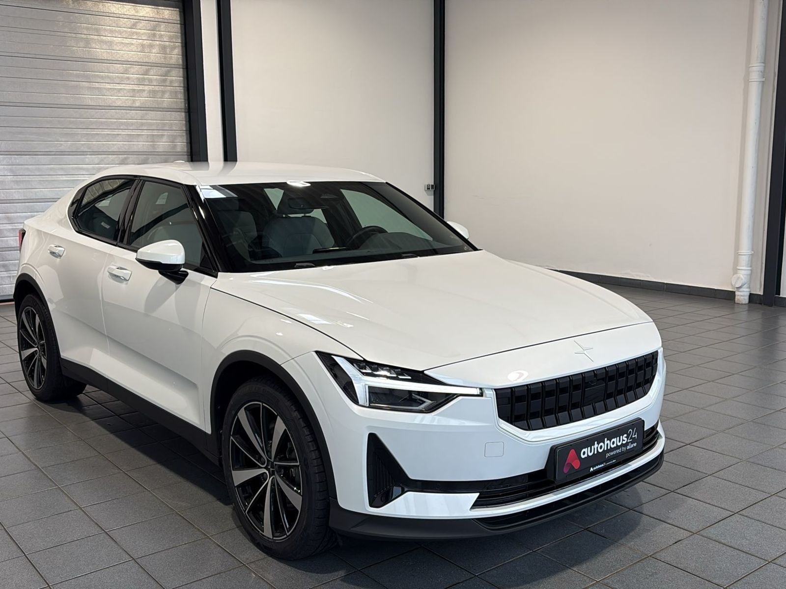Polestar Polestar 2 Limousine POLESTAR 2 64KWH Standard Range Single Motor Schräghecklimousine #1