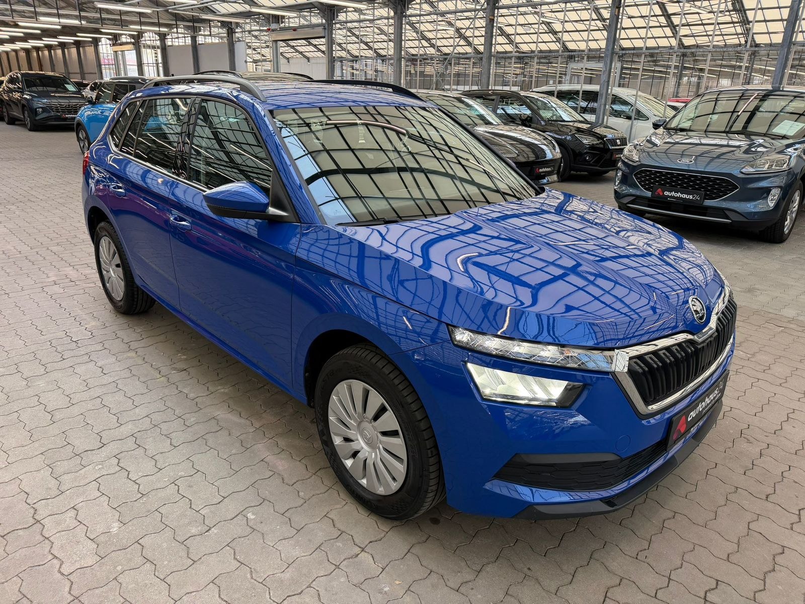 ŠKODA Kamiq SUV / Crossover / Geländewagen SKODA Kamiq 1.0 TSI 70kW Active Sports Utility Vehicle #1