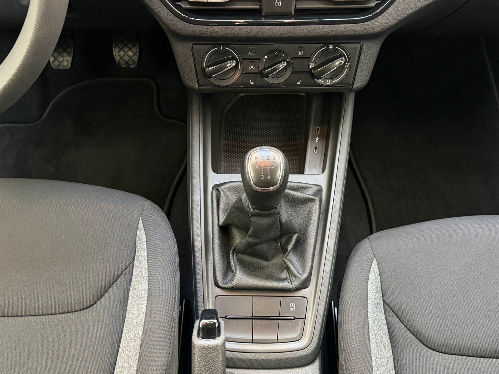 Skoda Kamiq SUV Kamiq 1.0 TSI Active #12