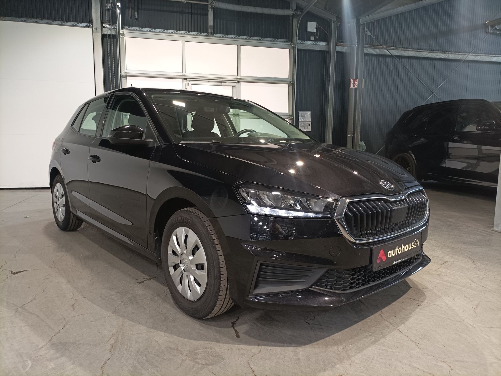 ŠKODA Fabia Schräghecklimousine SKODA Fabia 1.0l MPI 59kW AMBITION Schräghecklimousine #1