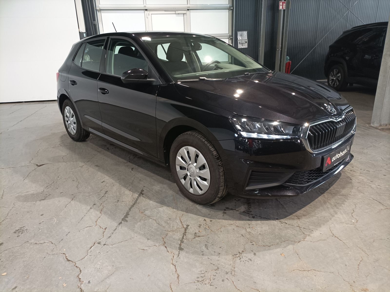 ŠKODA Fabia Schräghecklimousine SKODA Fabia 1.0l MPI 59kW AMBITION Schräghecklimousine #1