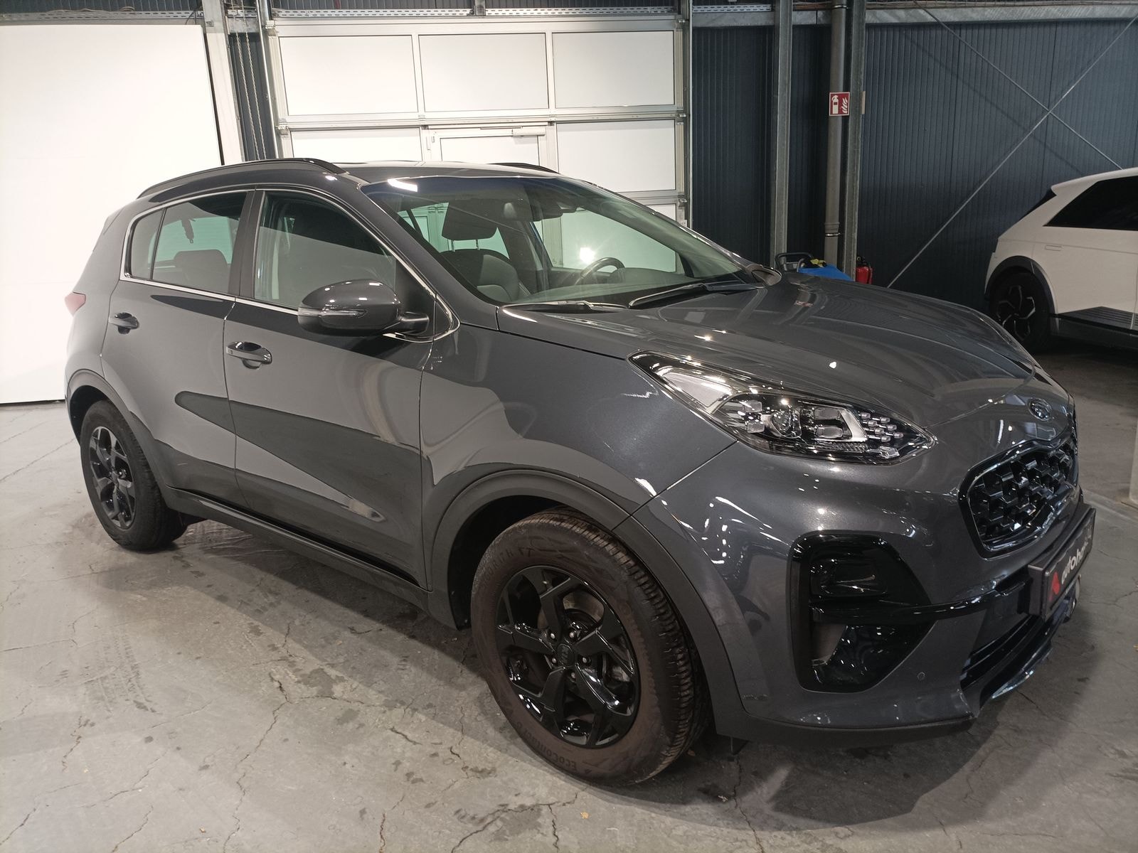 Kia Sportage SUV / Crossover / Geländewagen KIA Sportage 1.6 T-GDI DCT 2WD Black Edition Sports Utility Vehicle #1