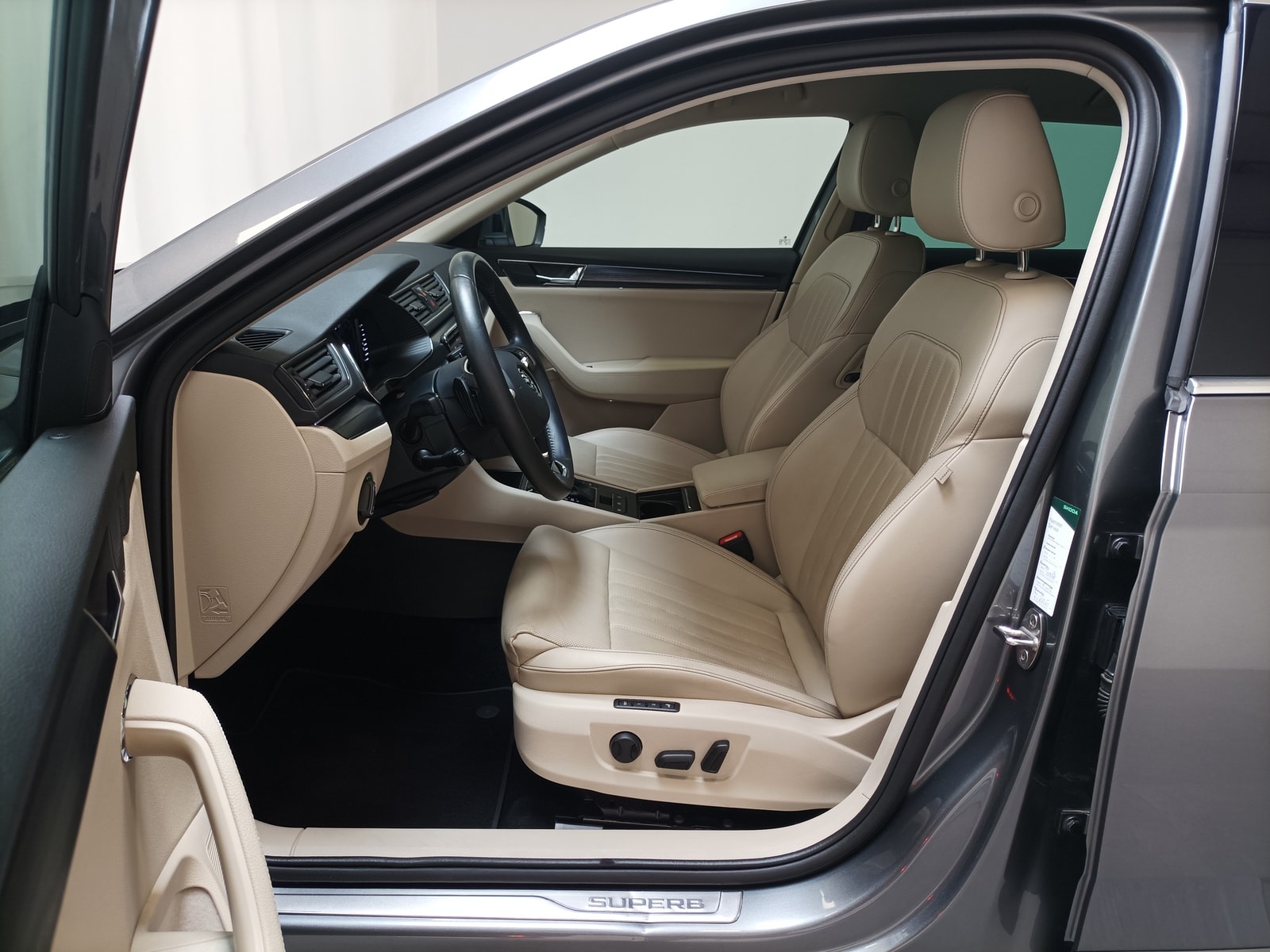 Skoda Superb Kombi Superb Combi 2.0 TDI Style 4x4 (EURO 6d) #9