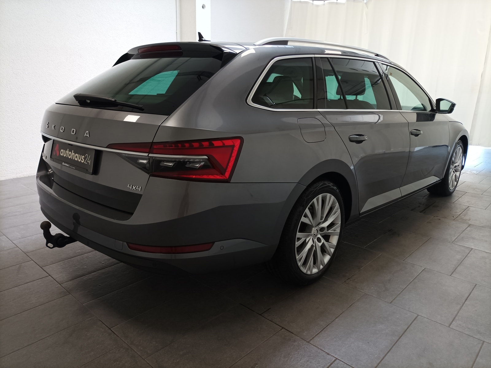 Skoda Superb Kombi Superb Combi 2.0 TDI Style 4x4 (EURO 6d) #5