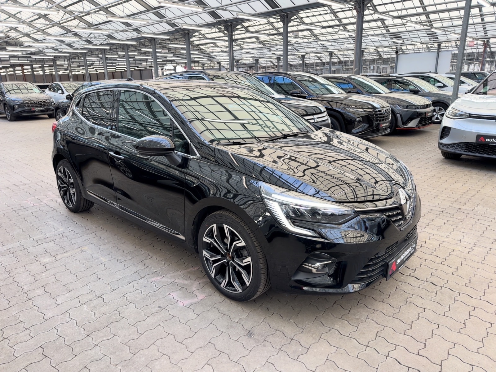 Renault Clio Limousine RENAULT Clio TCe 90 X-tronic Techno Schräghecklimousine #1