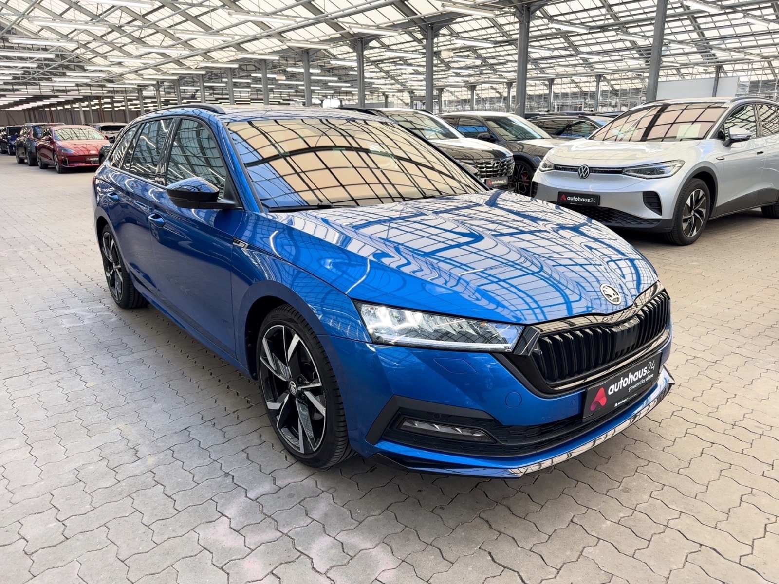 ŠKODA Octavia Kombi SKODA Octavia 2.0 TSI 140kW DSG 4x4 SPORTLINE COMBI Kombi #1