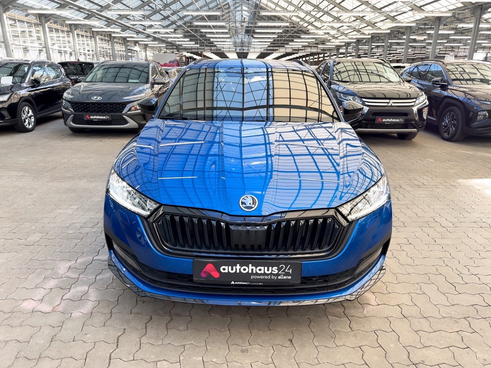 Skoda Octavia Kombi Octavia Combi 2.0 TSI Sportline 4x4 OPF (EURO 6d) #2