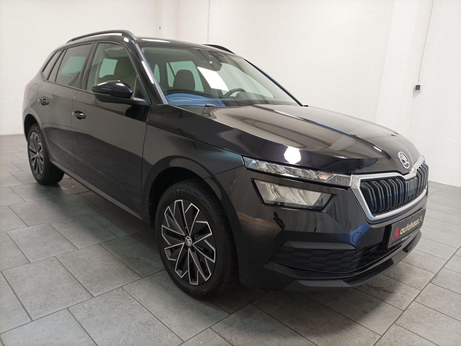 ŠKODA Kamiq SUV / Crossover / Geländewagen SKODA Kamiq 1.0 TSI 81kW Ambition Sports Utility Vehicle #1