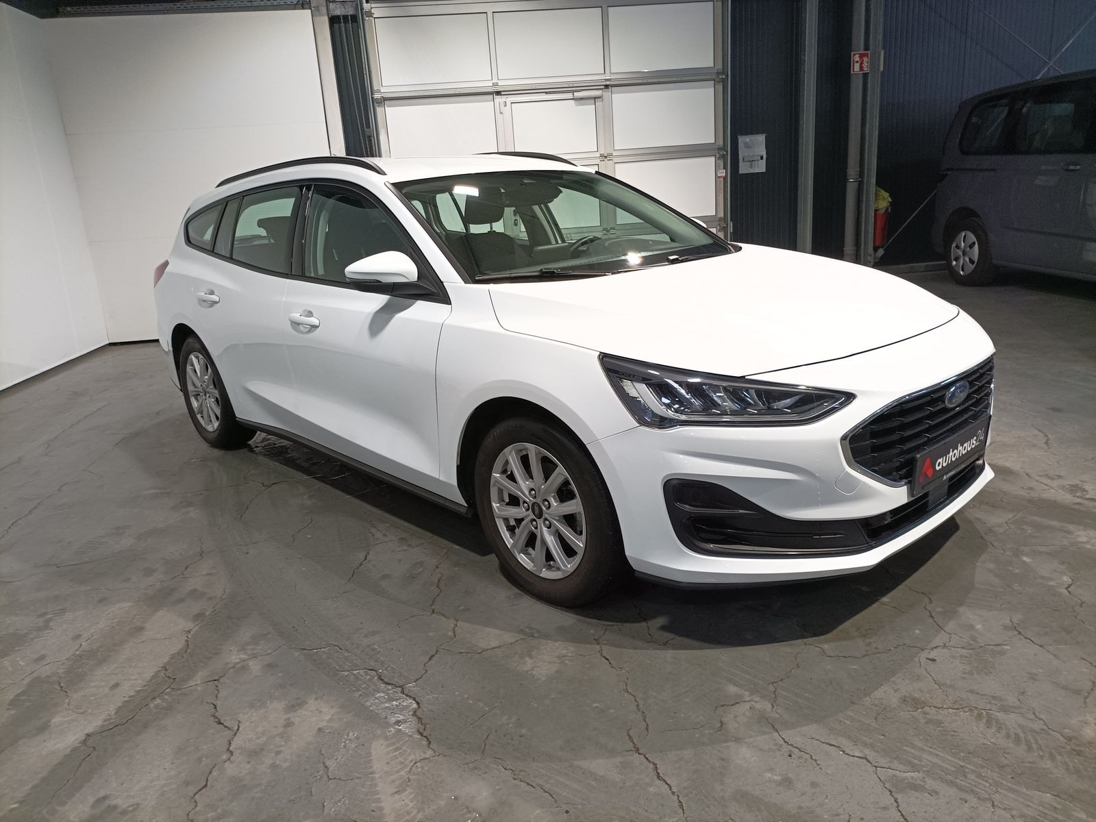 Ford Focus Kombi FORD Focus 1,5 EcoBlue 88kW Cool & Connect Tur. A. Kombi #1