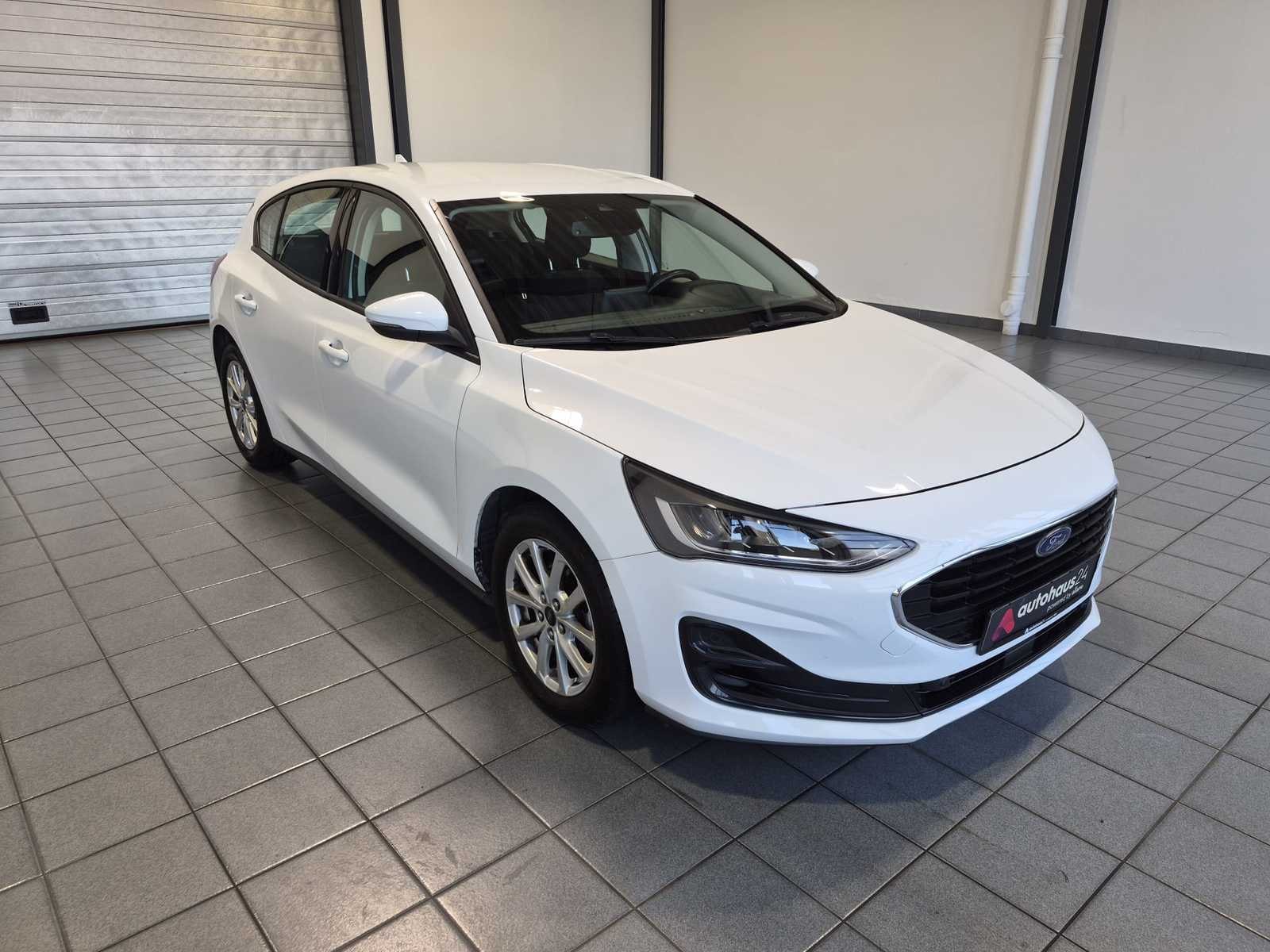 Ford Focus Limousine FORD Focus 1,5 EcoBlue 88kW Cool & Connect Schräghecklimousine #1