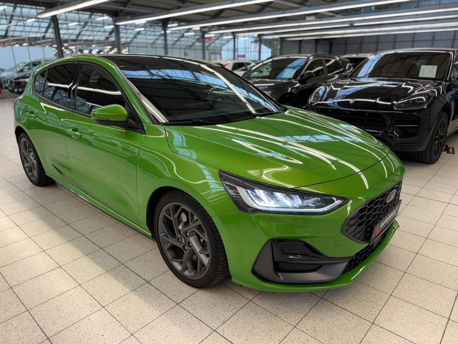 Ford Focus Limousine FORD Focus 2,3 EcoBoost ST Auto Schräghecklimousine #1