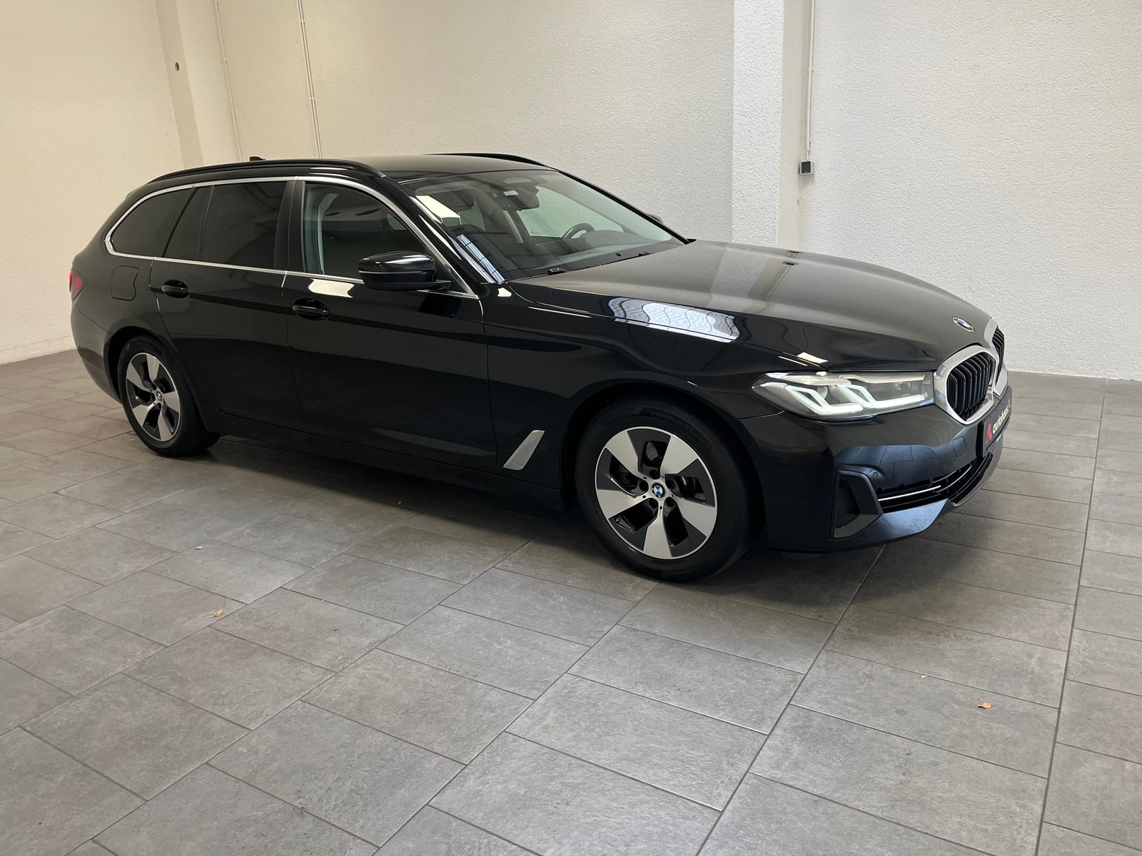 BMW 5er-Reihe Kombi BMW 5er-Reihe 520d Touring A Kombi #1