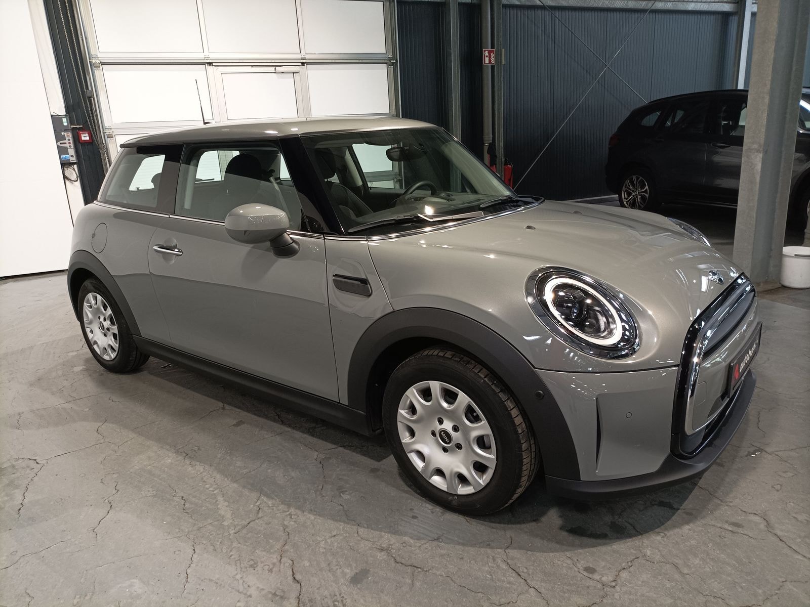 MINI 3-Türer Schräghecklimousine MINI MINI One First Essential Trim Schräghecklimousine #1