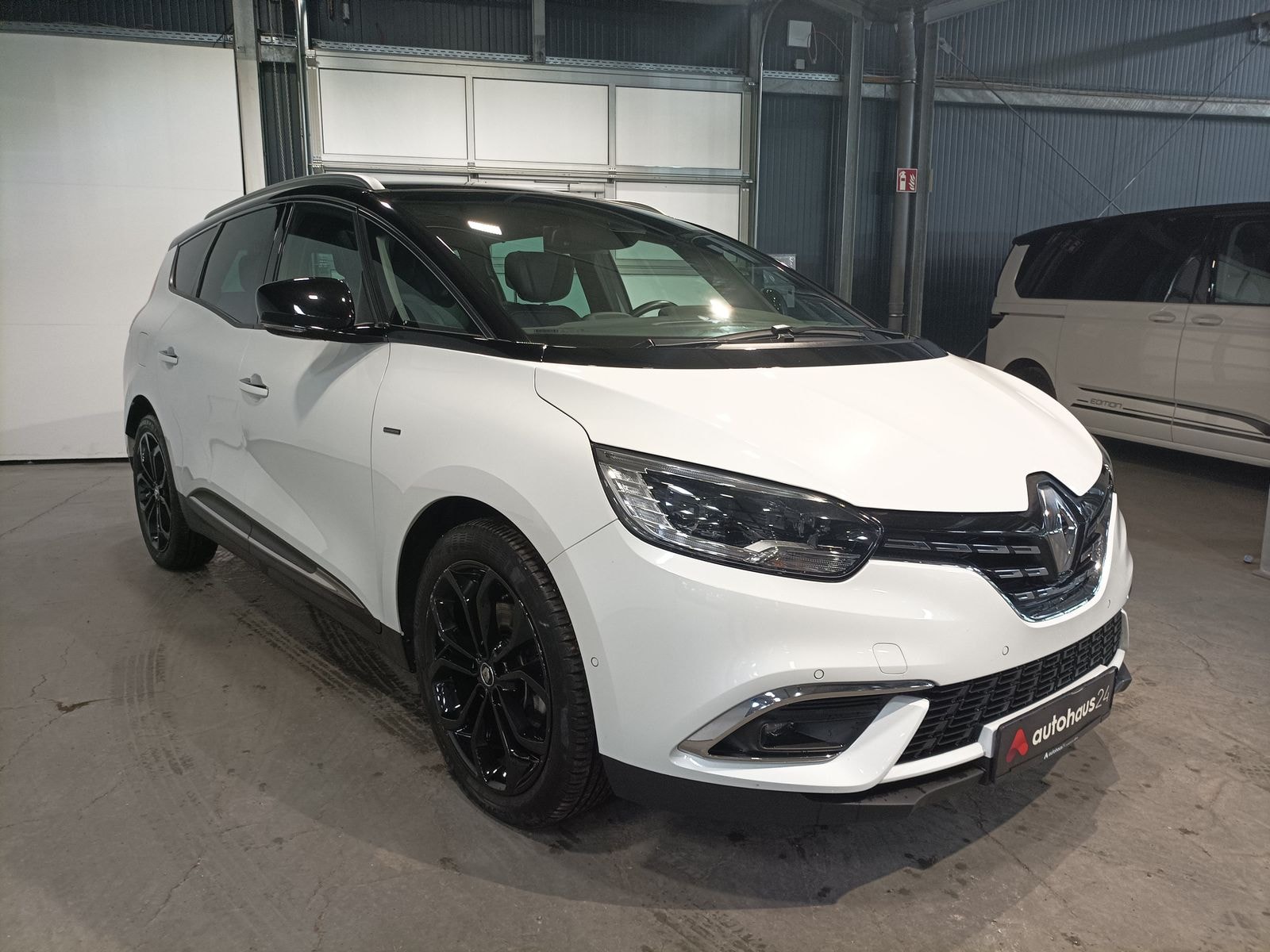 Renault Grand Scénic Sonstige RENAULT Grand Scénic TCe 160 EDC GPF Black Edition Kompaktvan #1