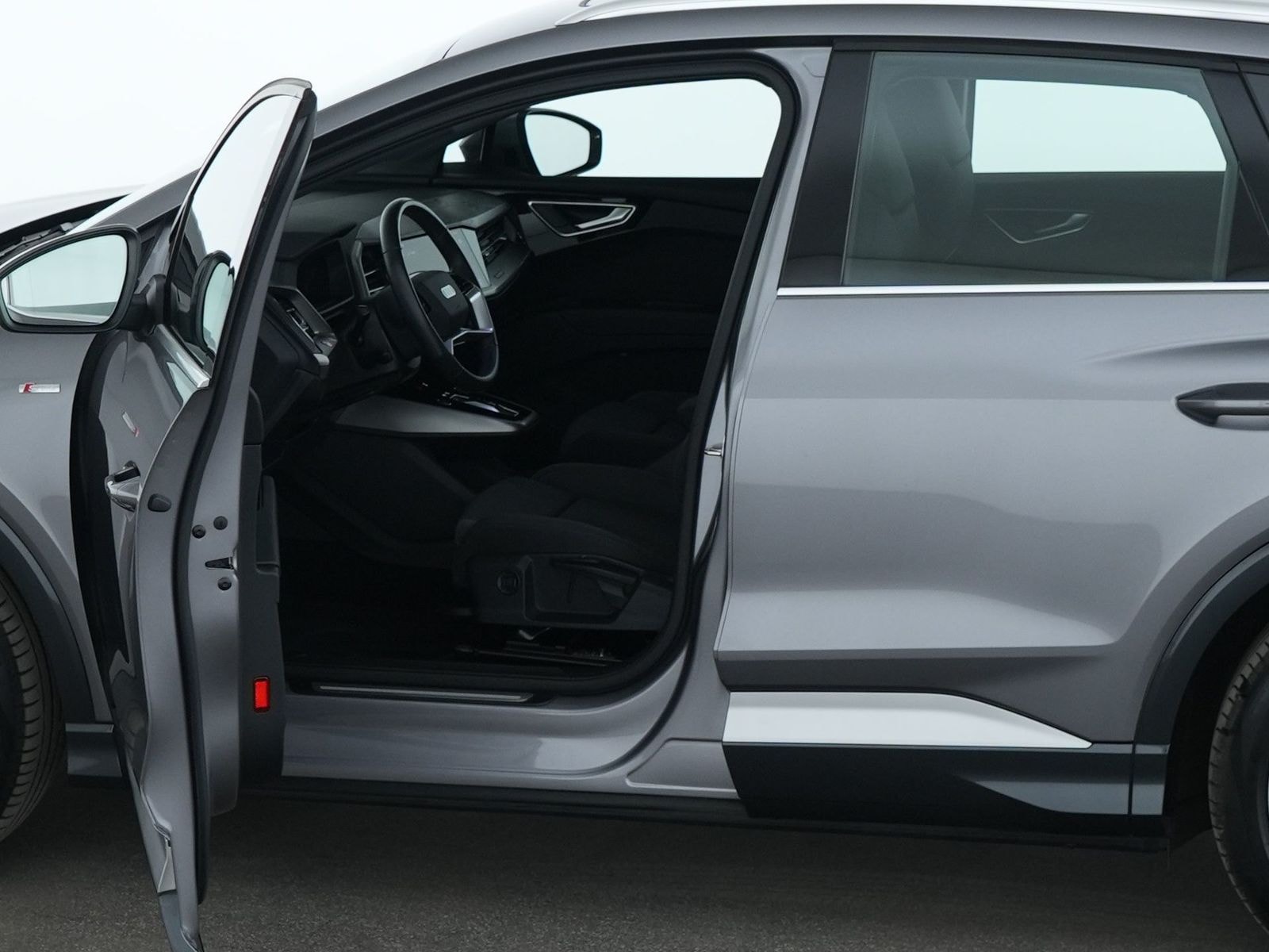 Audi Q4 e-tron SUV Q4 e-tron 82 kWh quattro #8