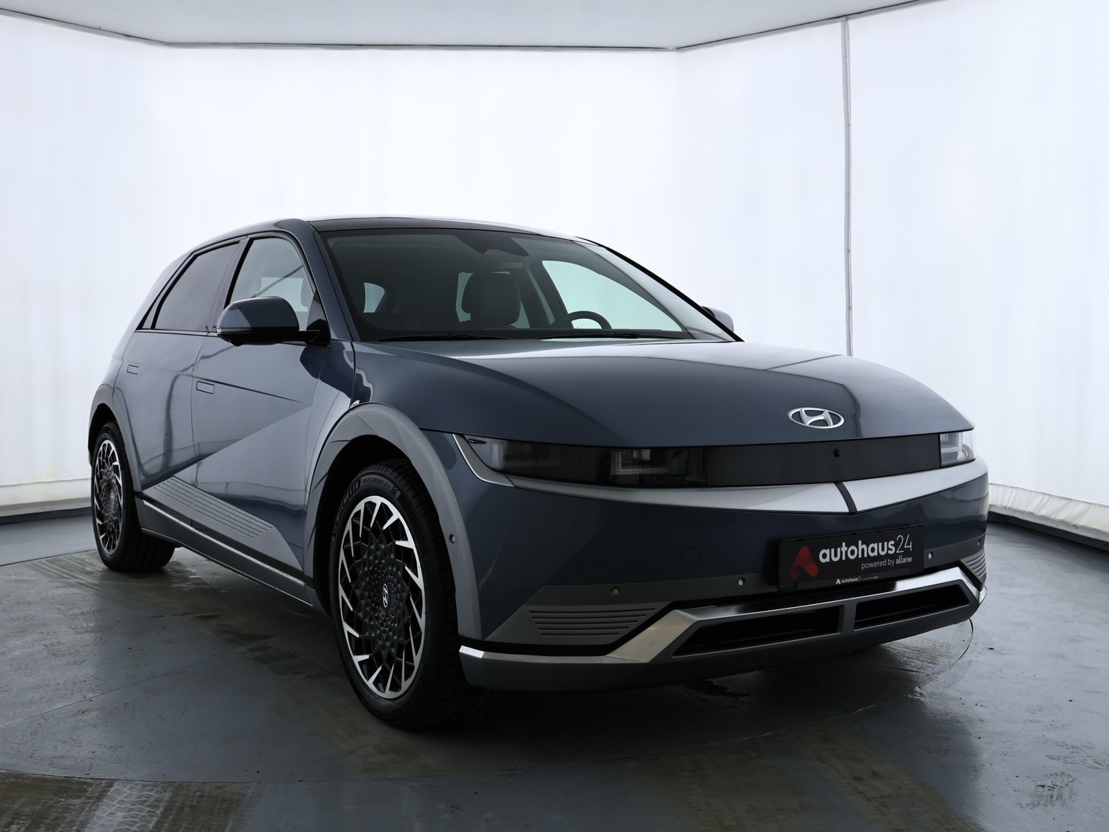 Hyundai IONIQ 5 Limousine HYUNDAI IONIQ 5 72,6 kWh 225 kW Allradantrieb Sports Utility Vehicle #1