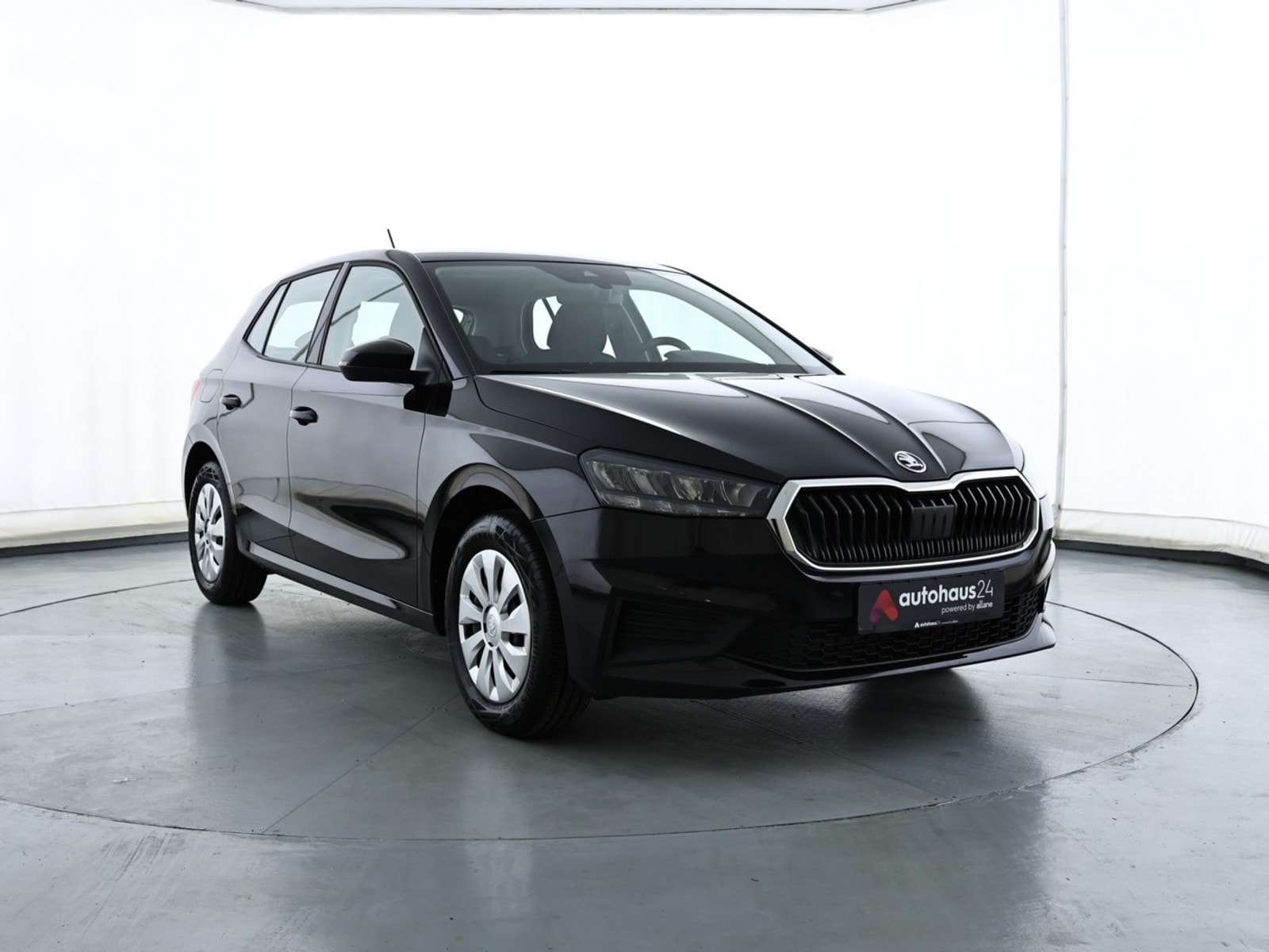 ŠKODA Fabia Schräghecklimousine SKODA Fabia 1.0l MPI 48kW ACTIVE Schräghecklimousine #1