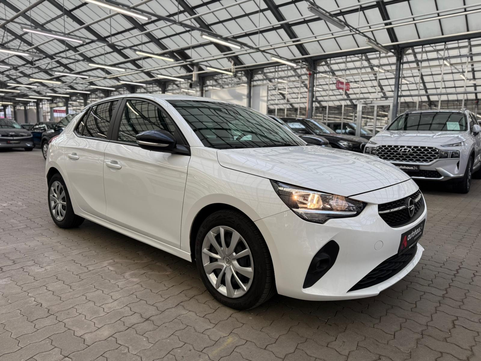 Opel Corsa Schräghecklimousine OPEL Corsa 1.5 Diesel 75kW Edition Schräghecklimousine #1