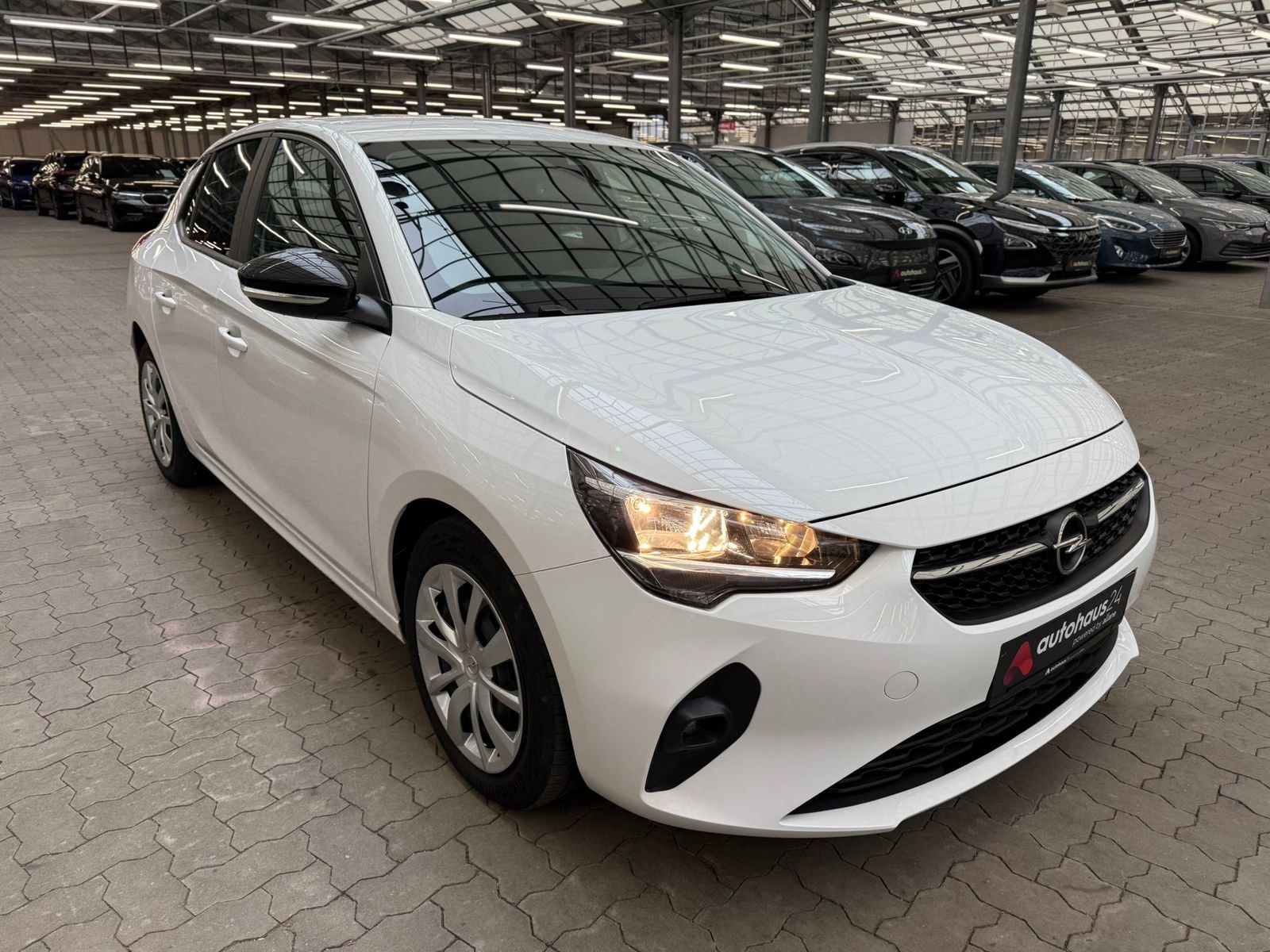 Opel Corsa Schräghecklimousine OPEL Corsa 1.5 Diesel 75kW Edition Schräghecklimousine #1