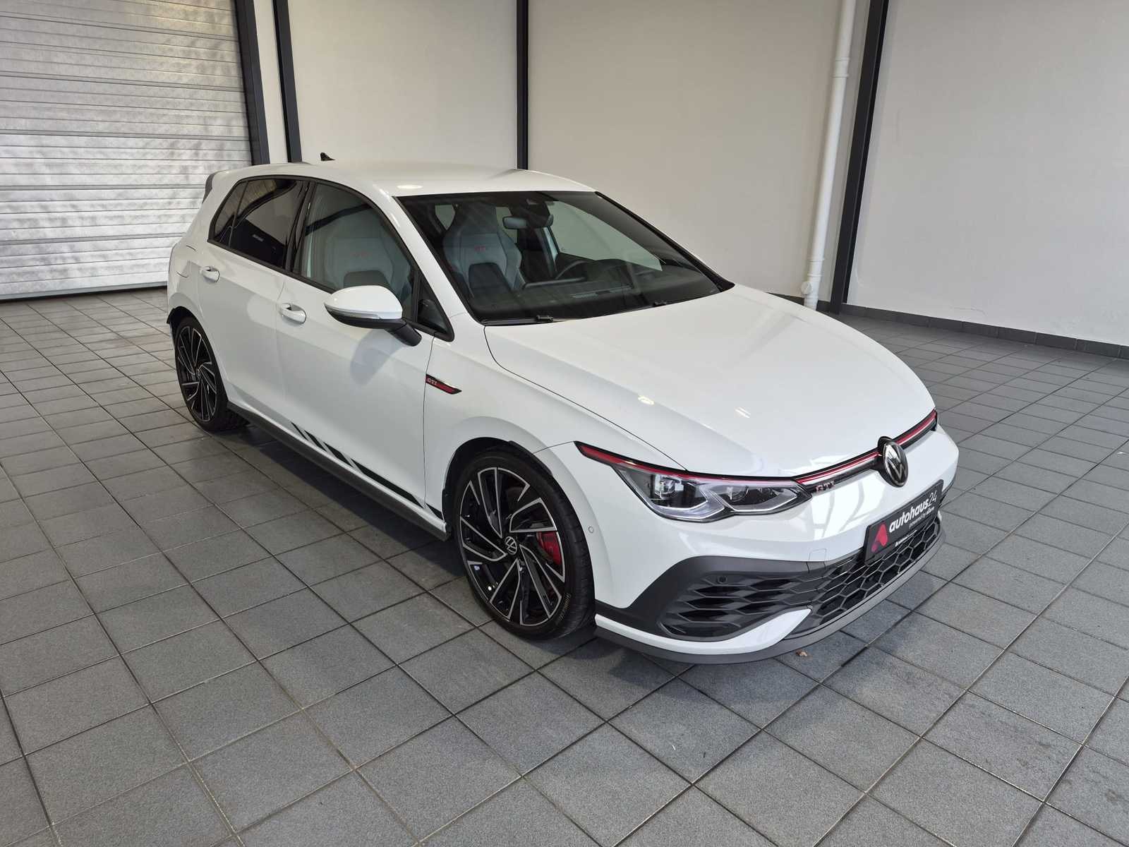 Volkswagen Golf Limousine VOLKSWAGEN Golf 2.0 TSI OPF DSG GTI Clubsport Schräghecklimousine #1