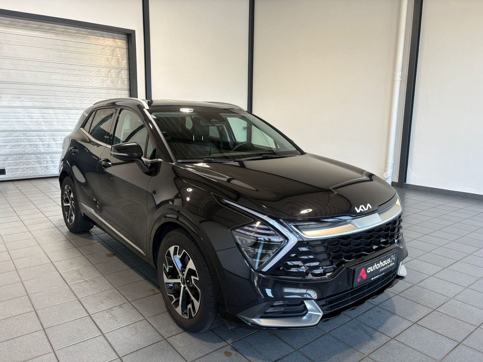Kia Sportage SUV / Crossover / Geländewagen KIA Sportage 1.6 T-GDI EcoDynamics+ 110kW Spirit Sports Utility Vehicle #1